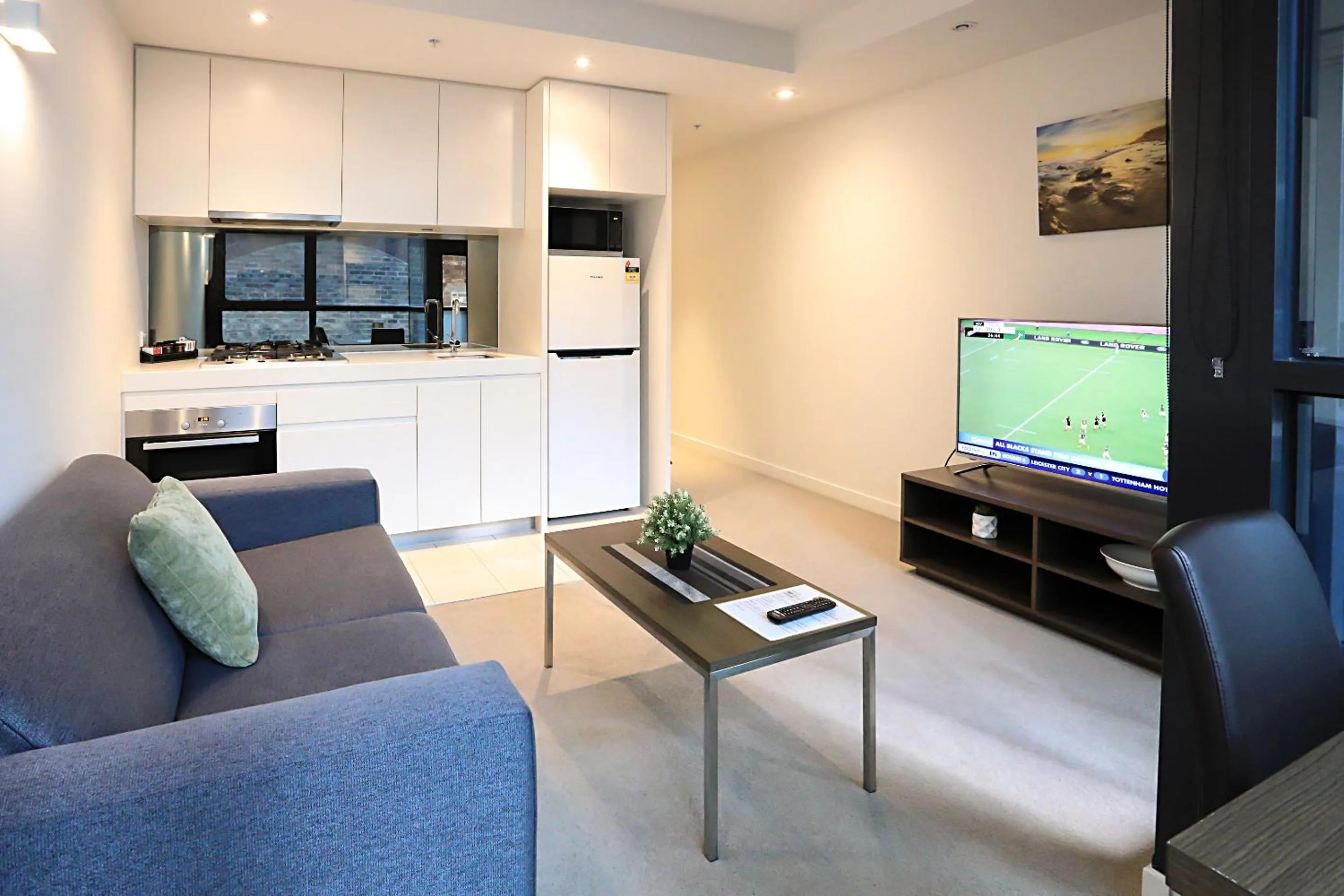 TV and multimedia in Flinders Street Apartments