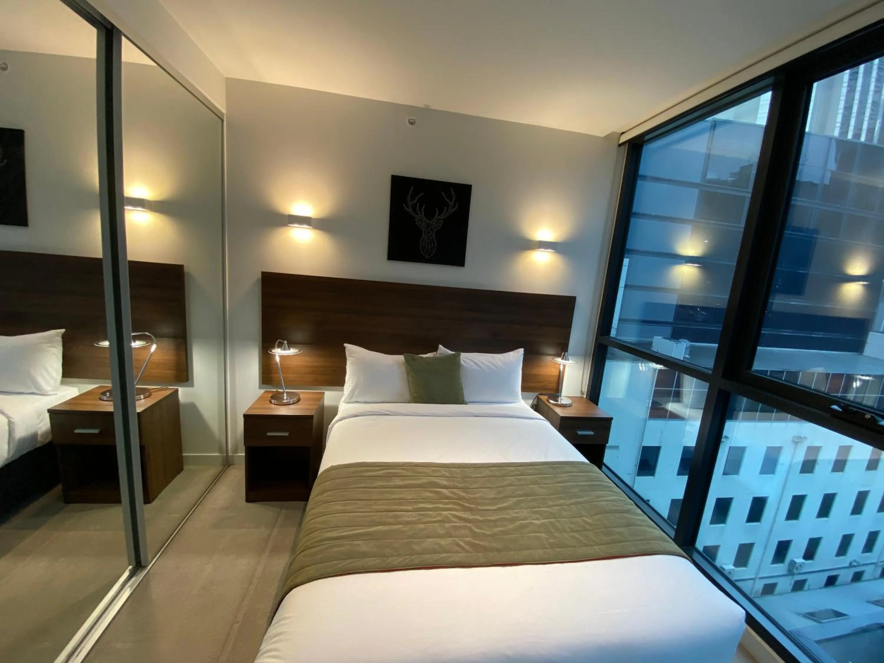 Bedroom, Bed in Flinders Street Apartments