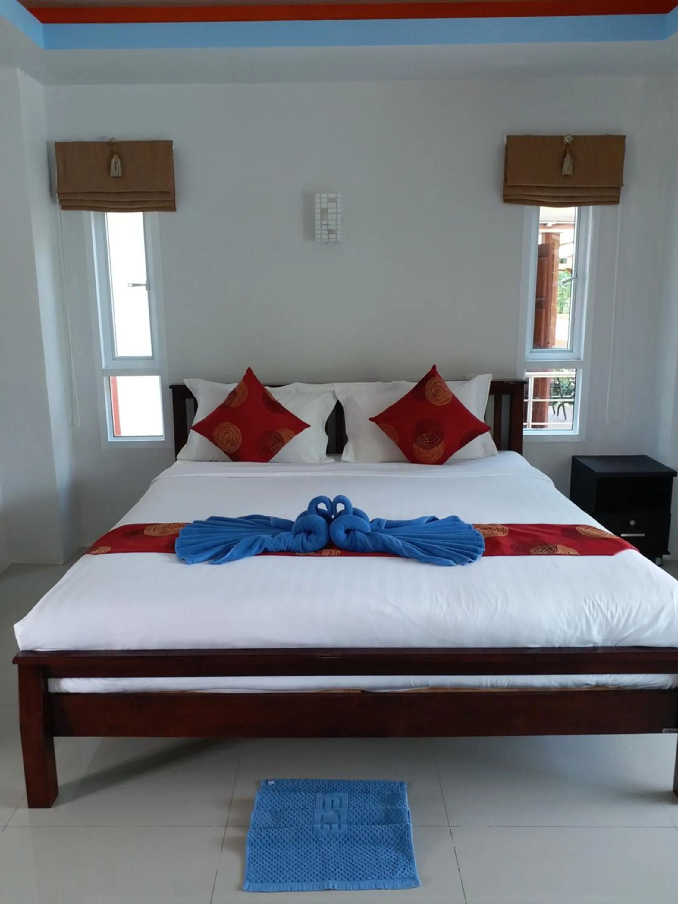 Bed in Tamarind Lanta Resort