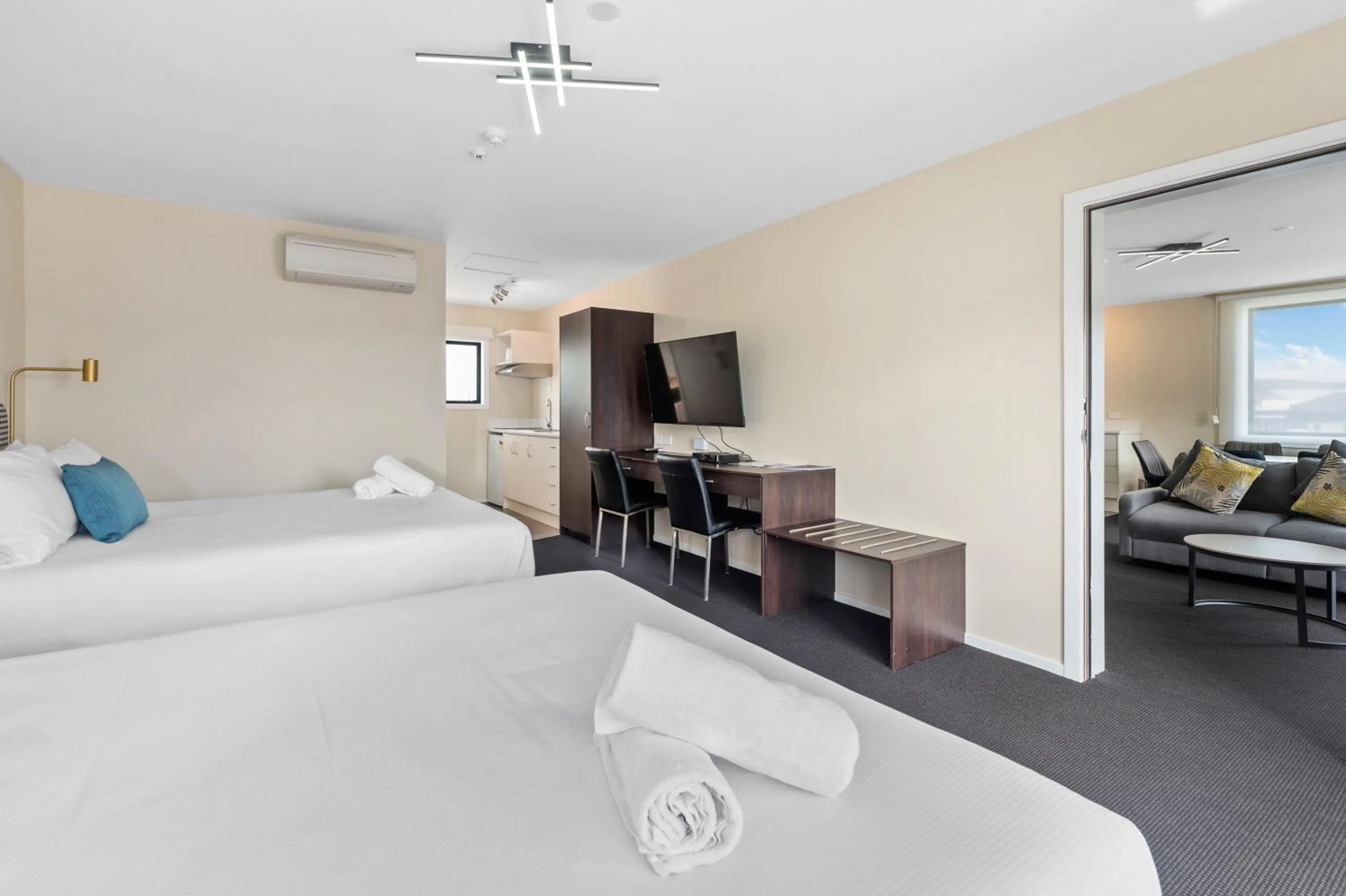 Bed in ASURE Rotorua International Motor Inn