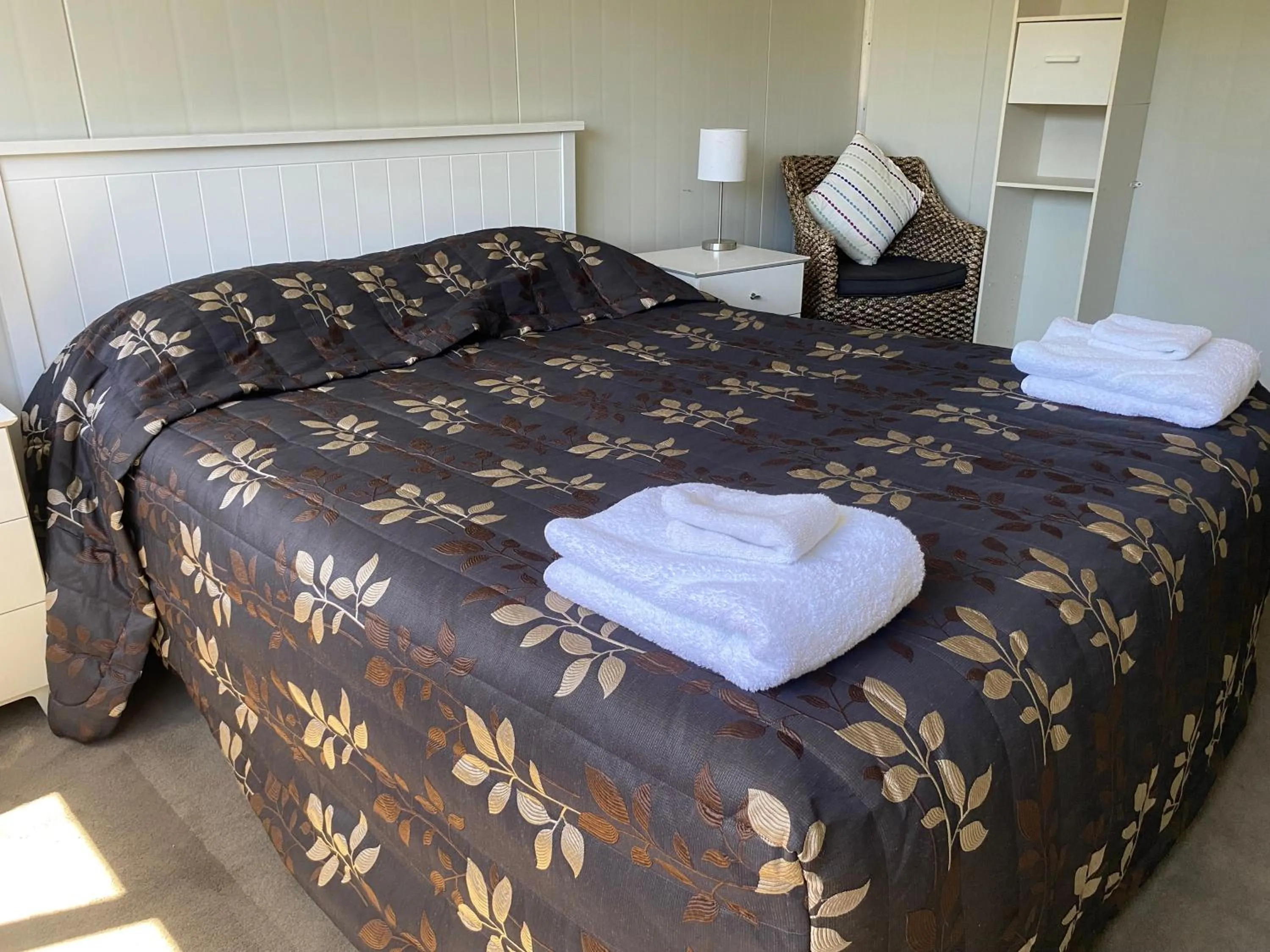 Bedroom, Bed in Rangiora Eco Holiday Park