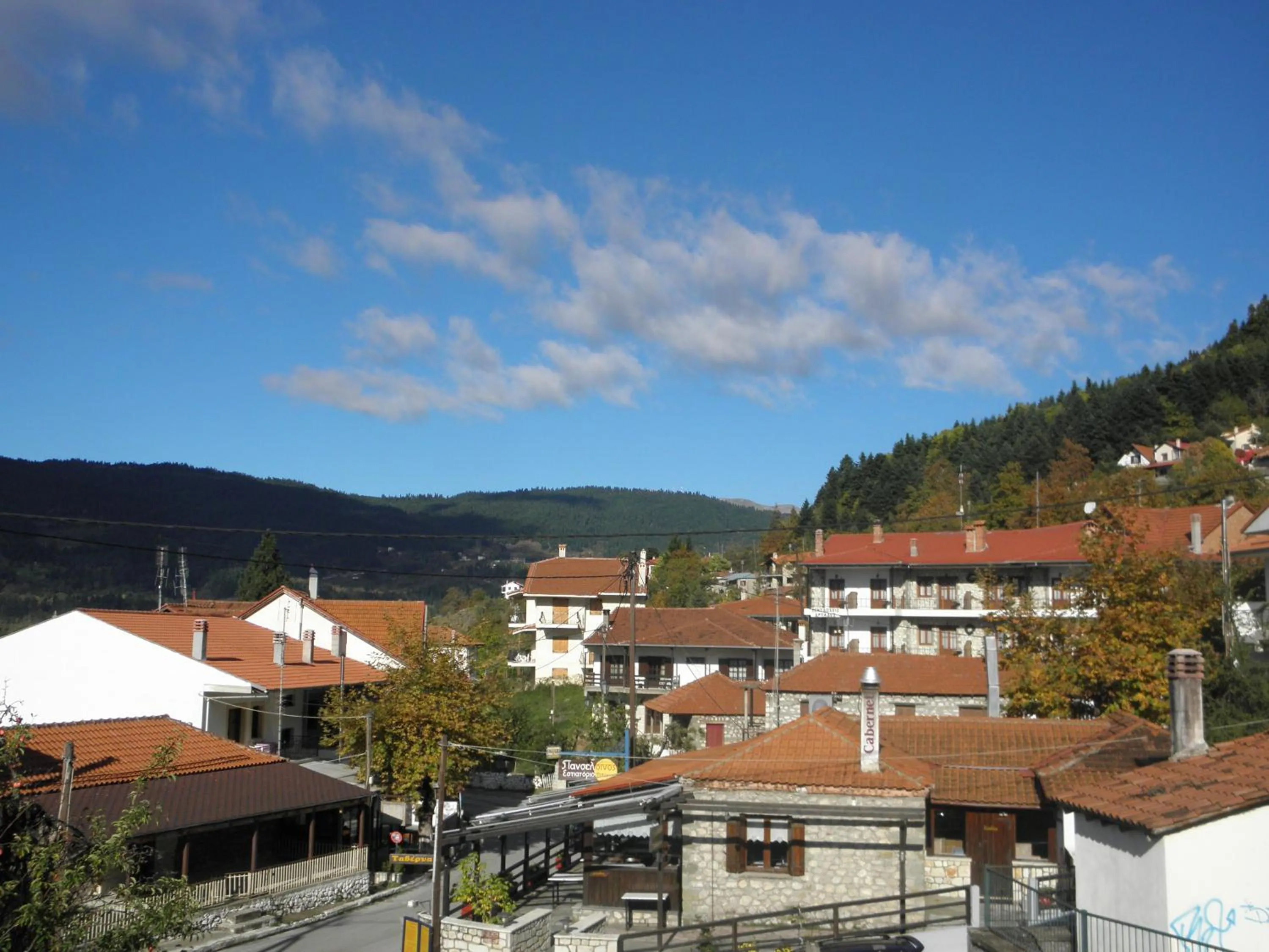 Area and facilities in Hotel Mpakou