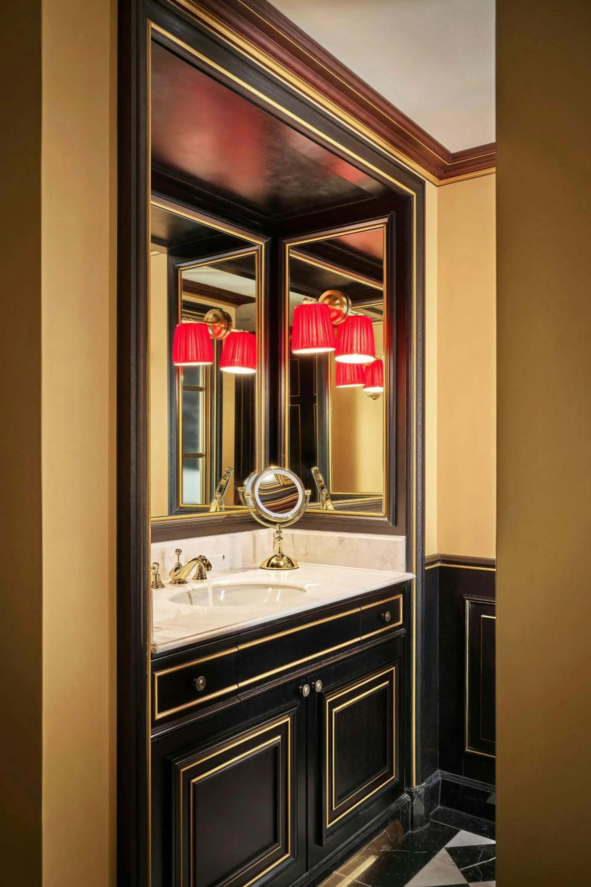 Bathroom in L’Escape, a Luxury Collection Hotel, Seoul Myeongdong