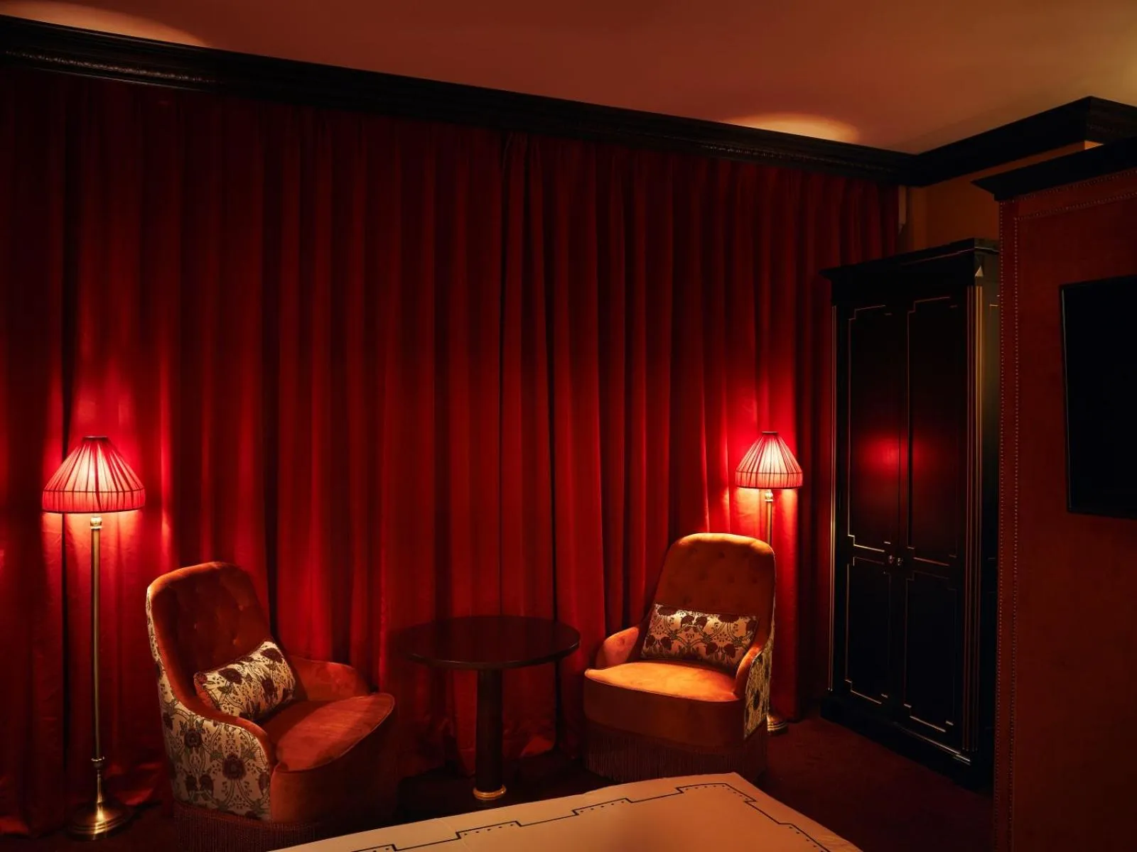 Photo of the whole room, Bed in L’Escape, a Luxury Collection Hotel, Seoul Myeongdong