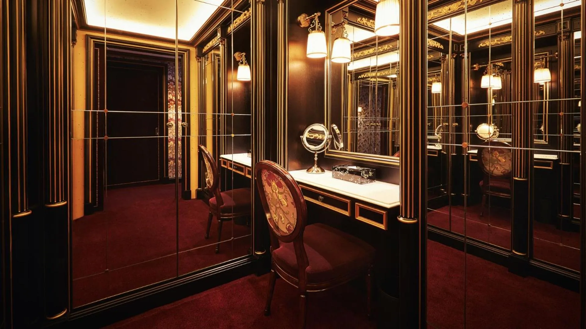 Seating area in L'Escape Hotel