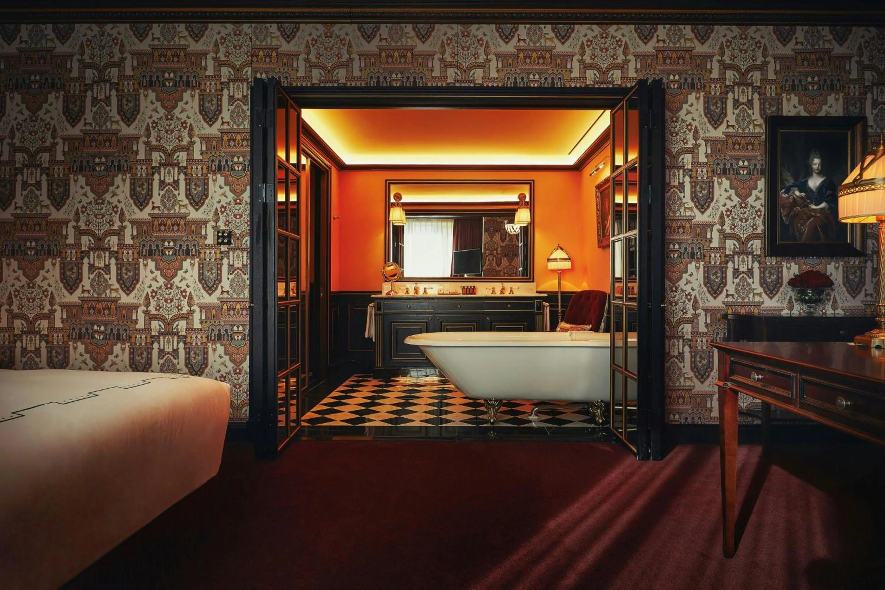 Bathroom, Bed in L’Escape, a Luxury Collection Hotel, Seoul Myeongdong