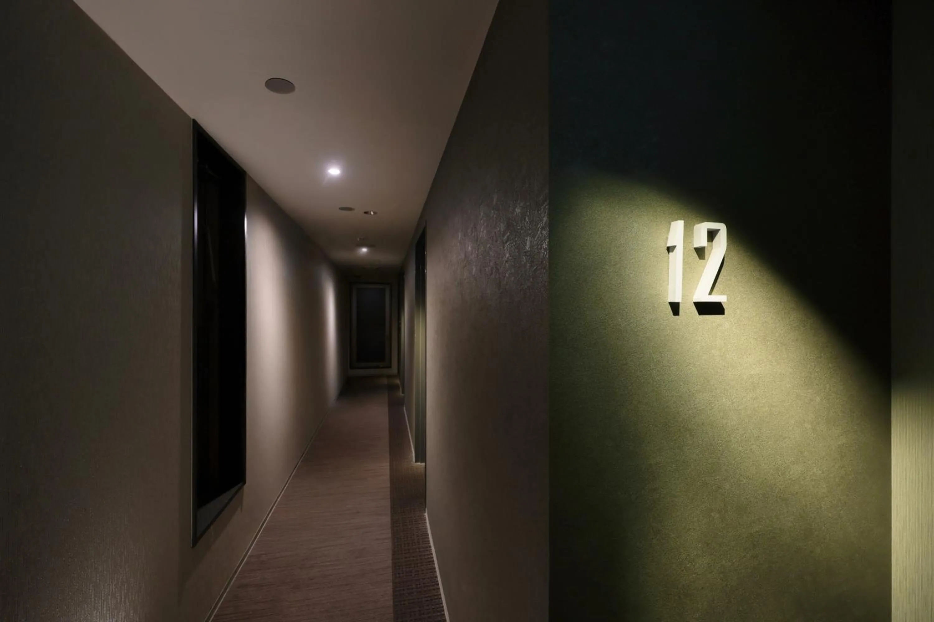 Nippombashi Crystal Hotel Ⅱ