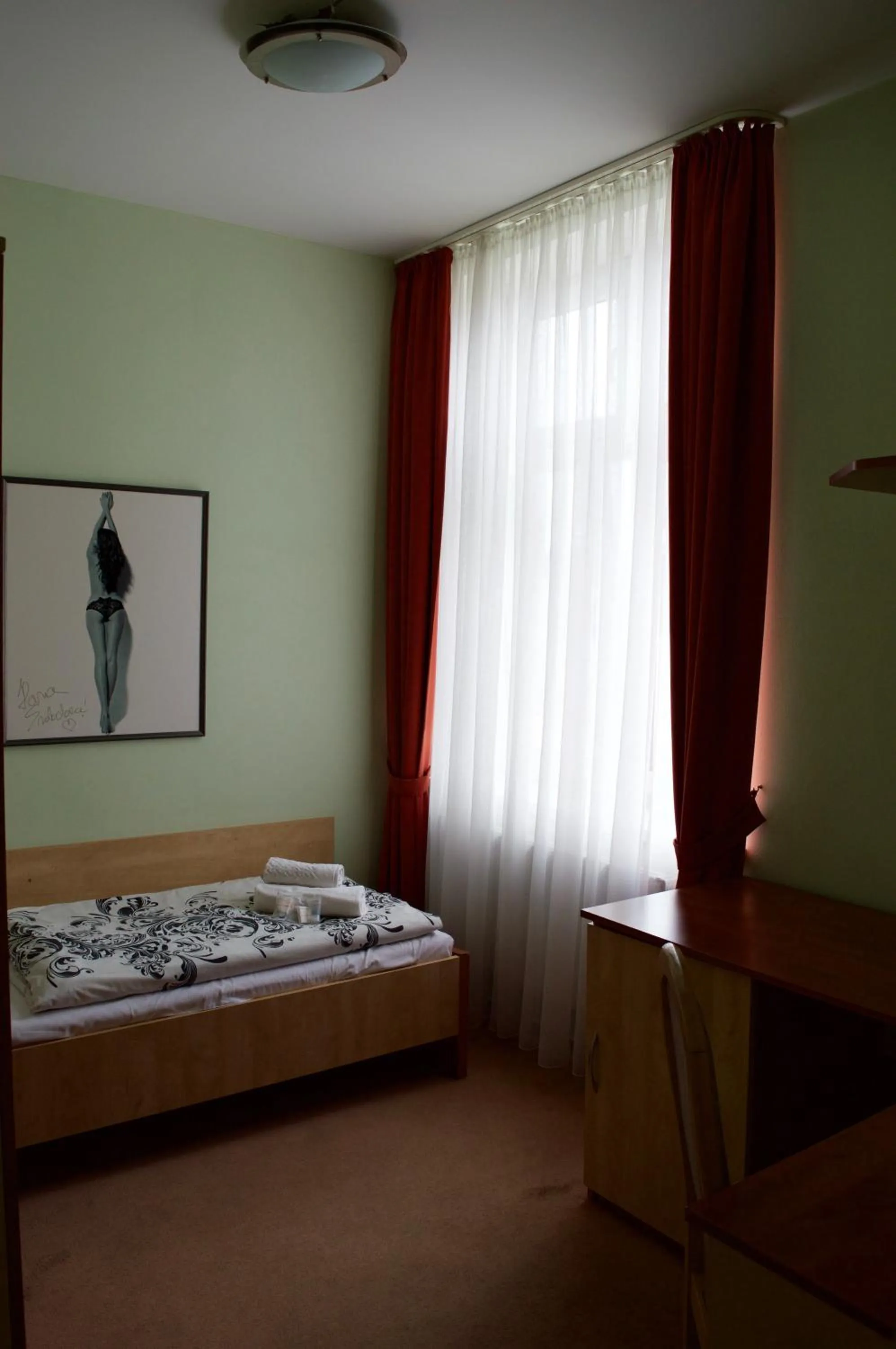 Bedroom, Bed in Hotel Antler