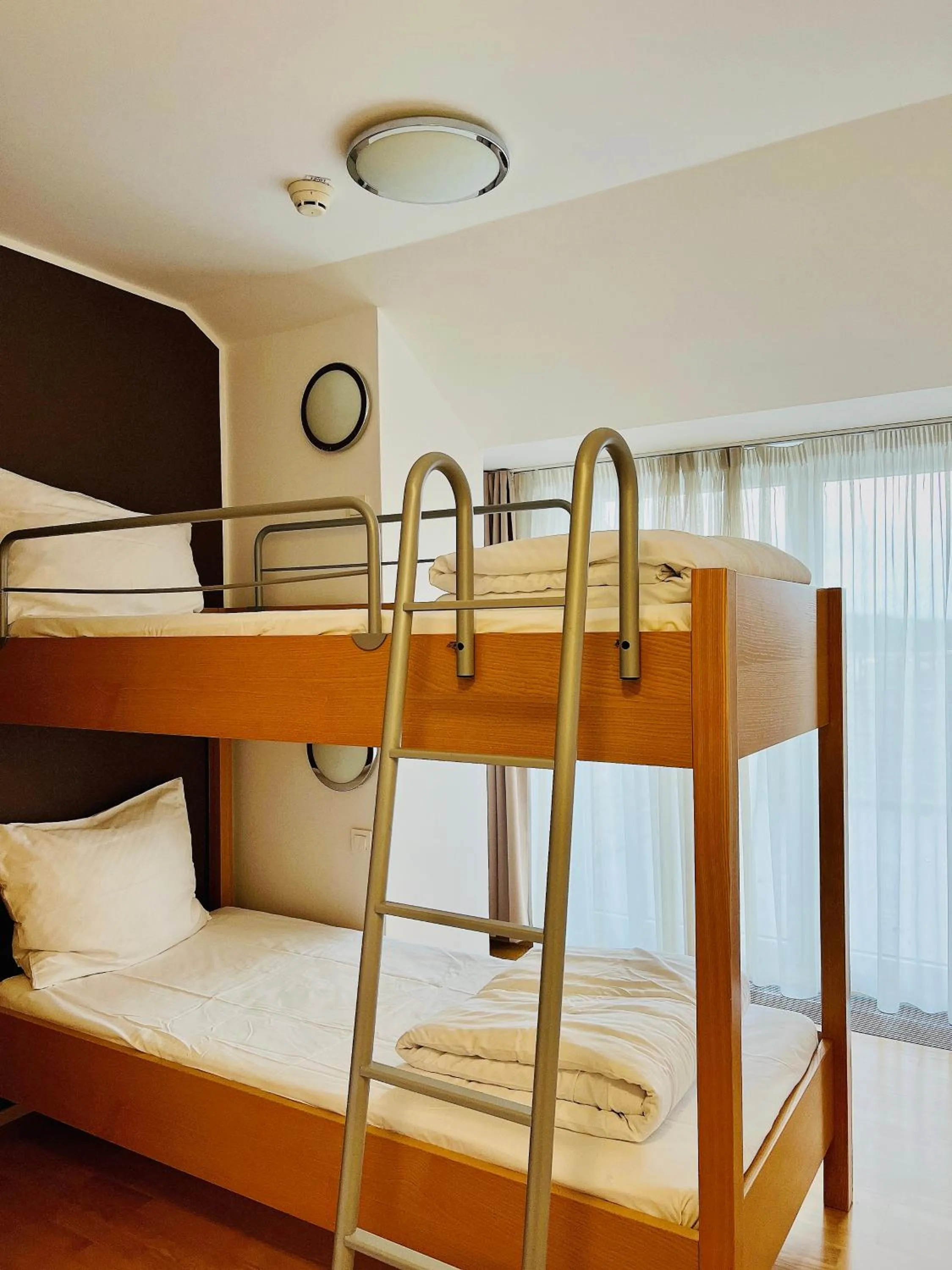 Bedroom, Bed in Villa Mari I