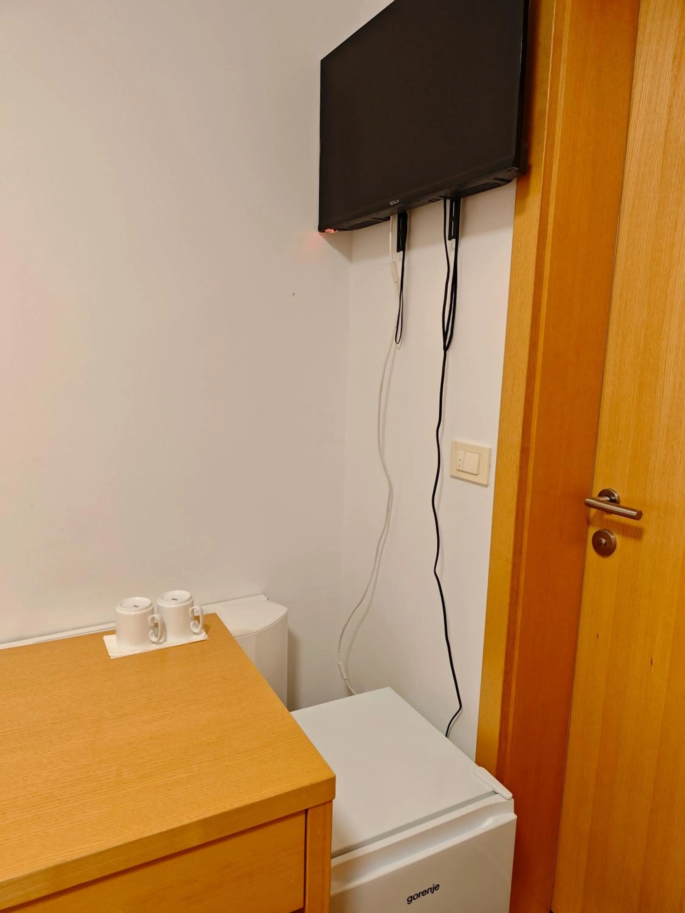 TV and multimedia in Villa Mari I