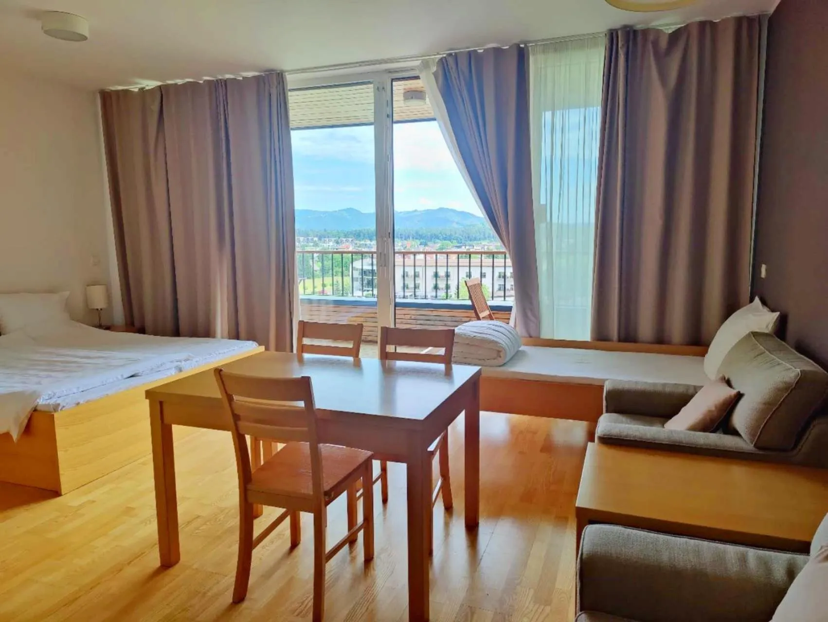 Photo of the whole room in Villa Mari I