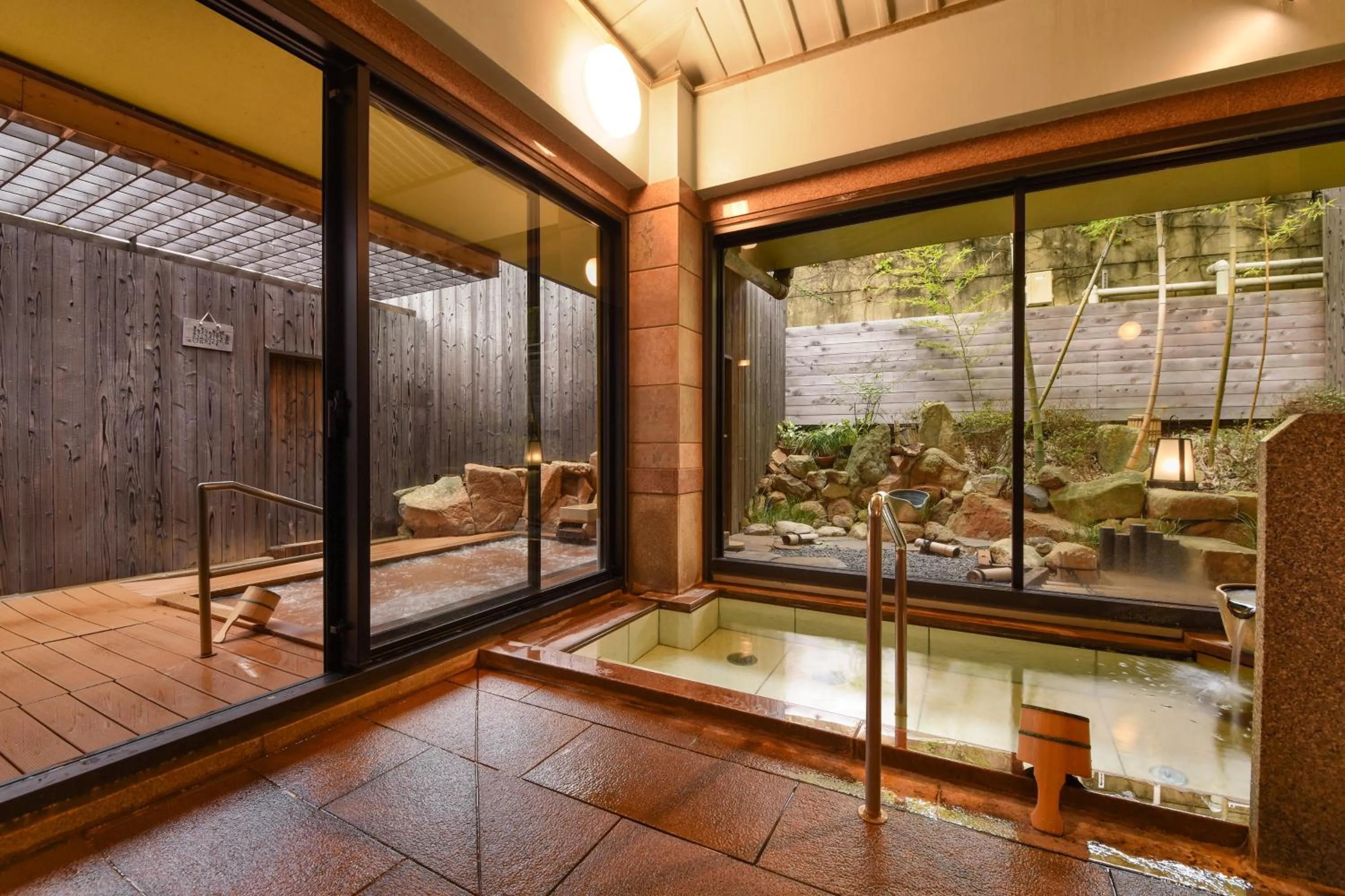 Hot Spring Bath in Arima Onsen Koki