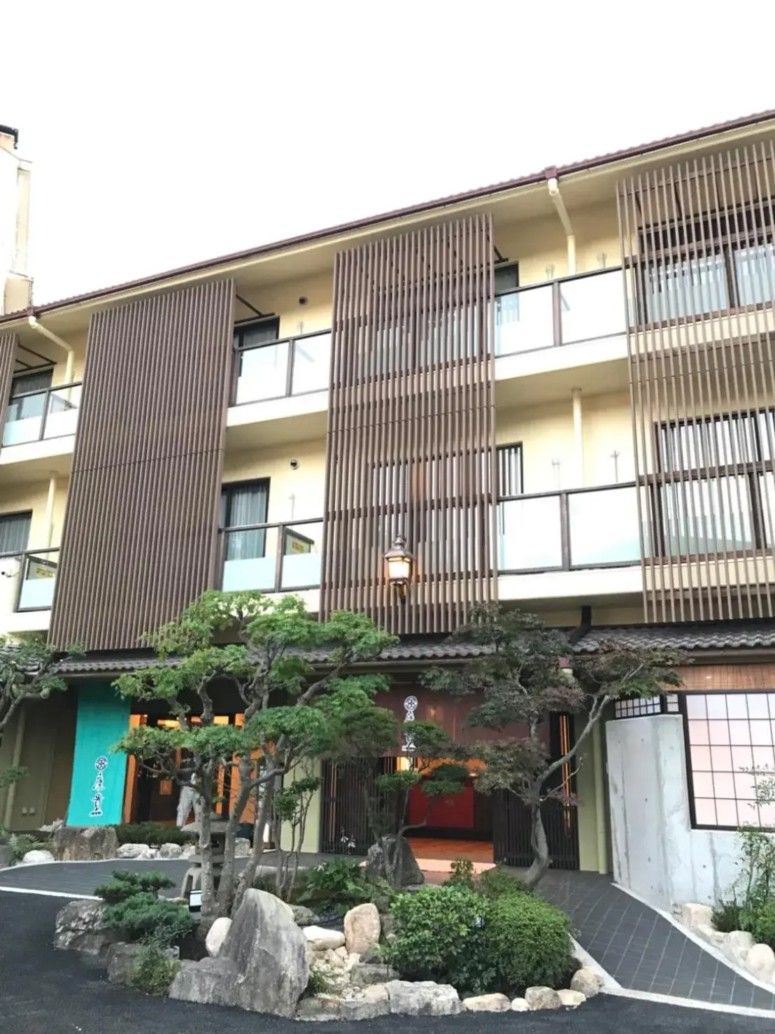 Facade/entrance in Arima Onsen Koki Facade/entrance in Arima Onsen Koki