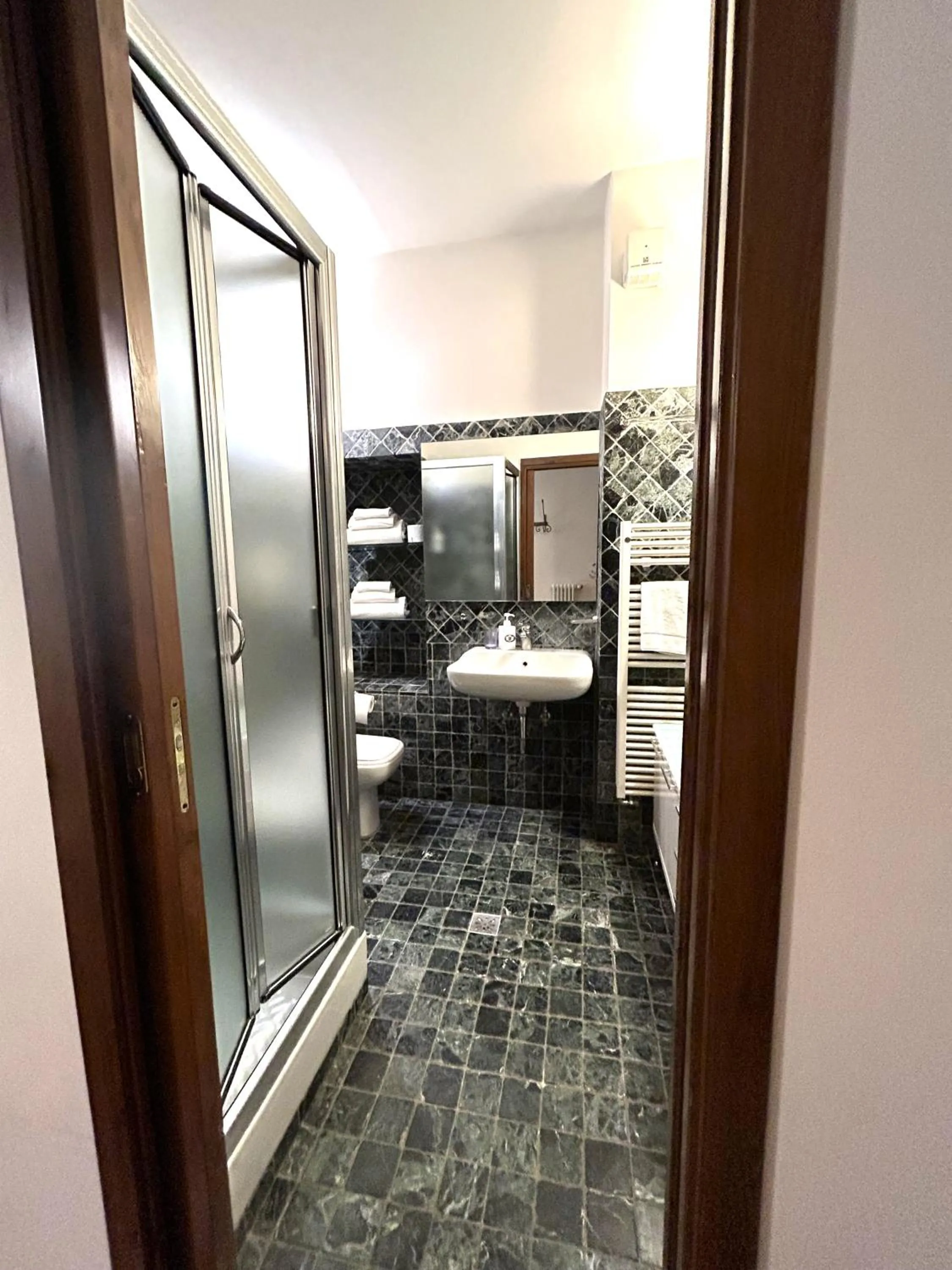 Bathroom in La Corte Del Re Suite & Rooms Arezzo