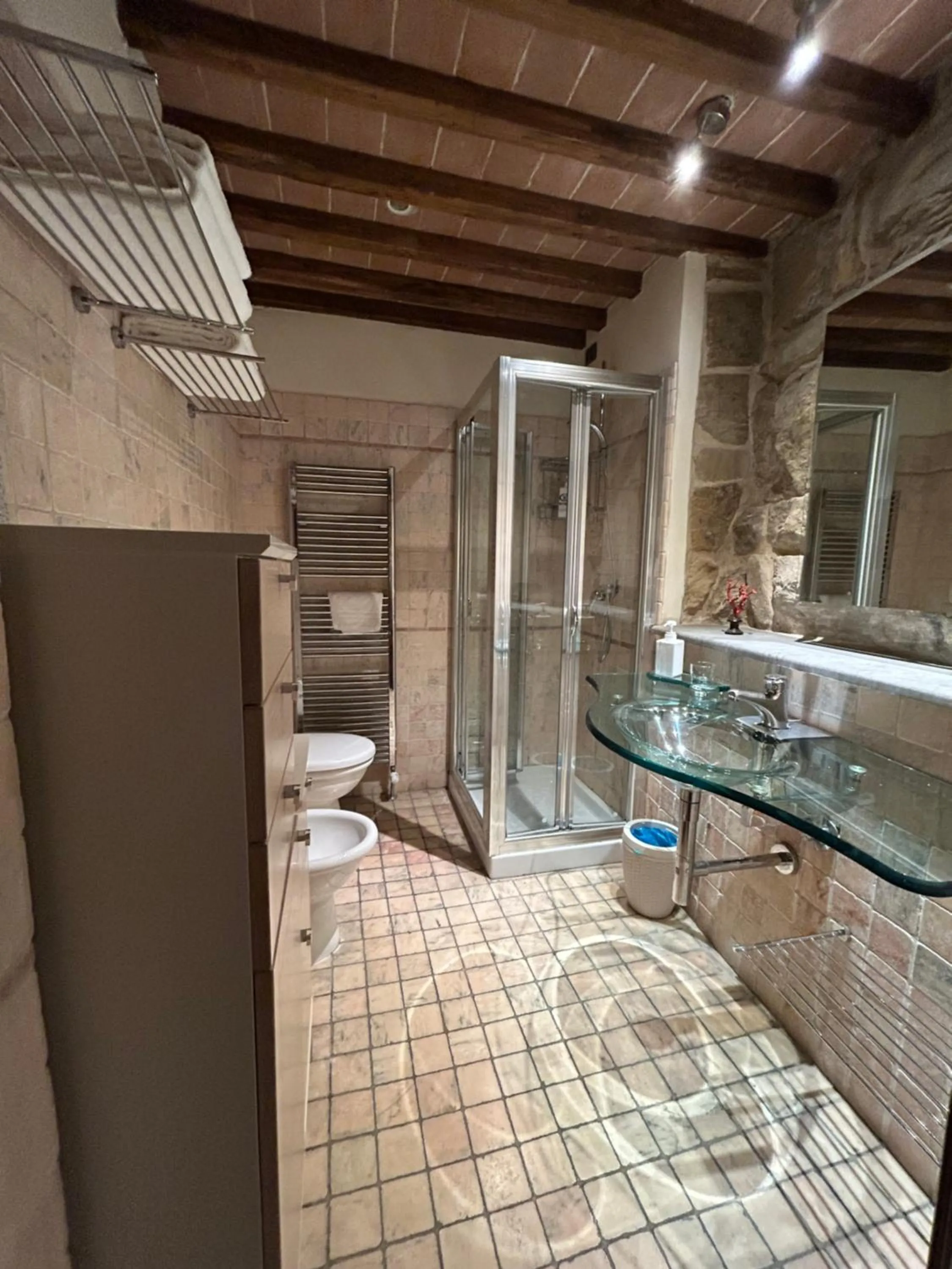 Bathroom in La Corte Del Re Suite & Rooms Arezzo