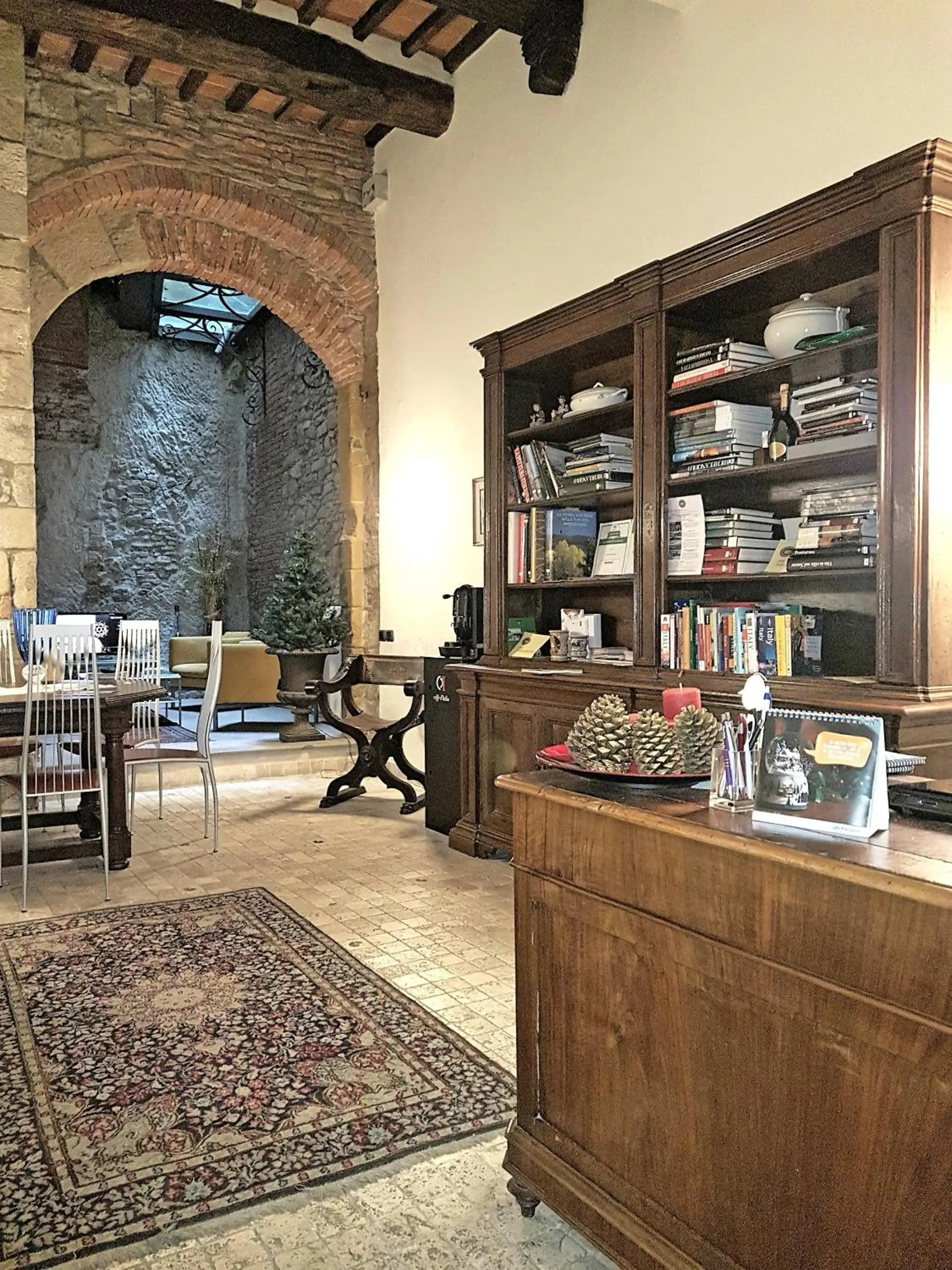 Lobby or reception in La Corte Del Re Suite & Rooms Arezzo Lobby or reception in La Corte Del Re Suite & Rooms Arezzo