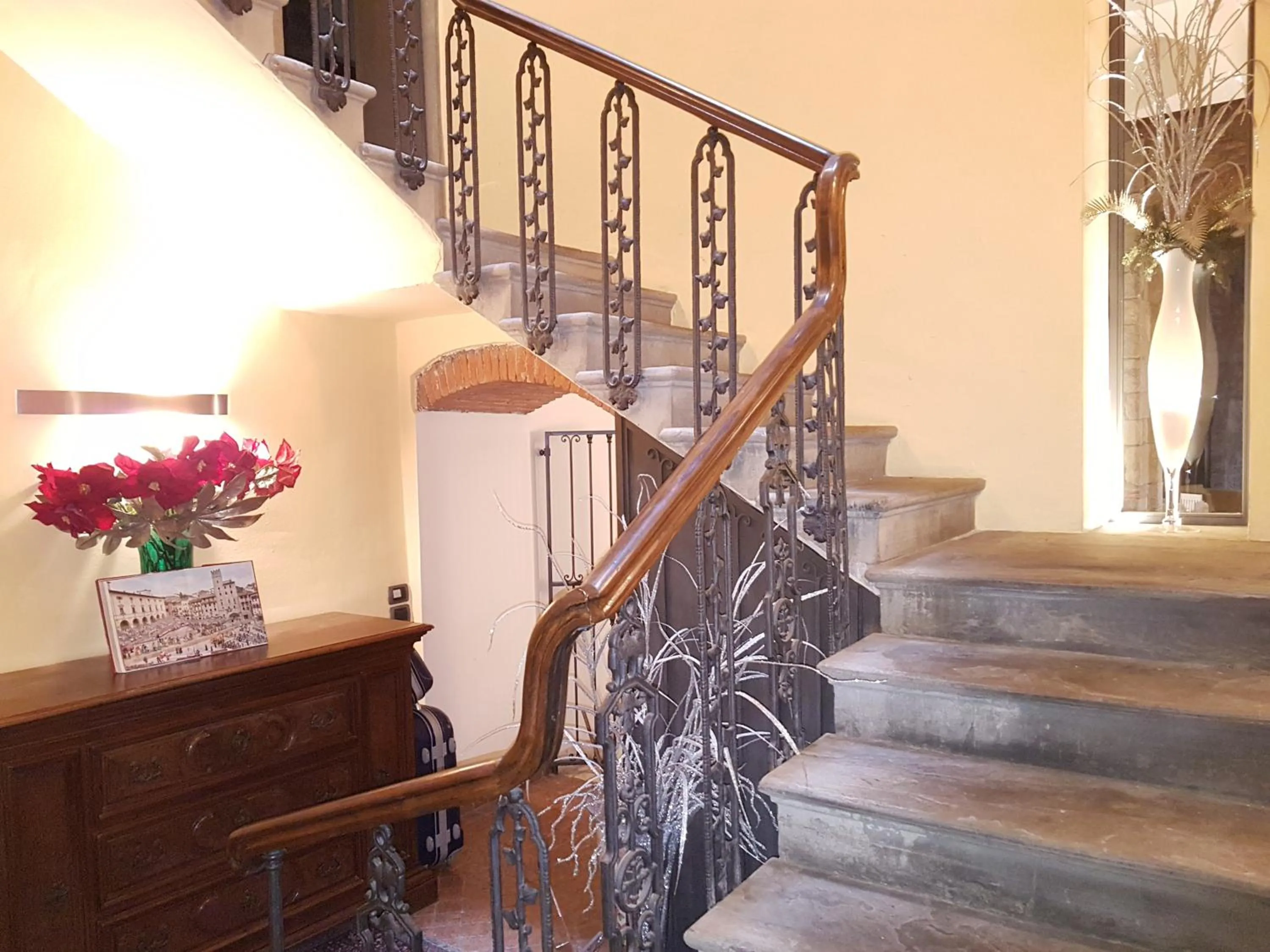 Facade/entrance in La Corte Del Re Suite & Rooms Arezzo