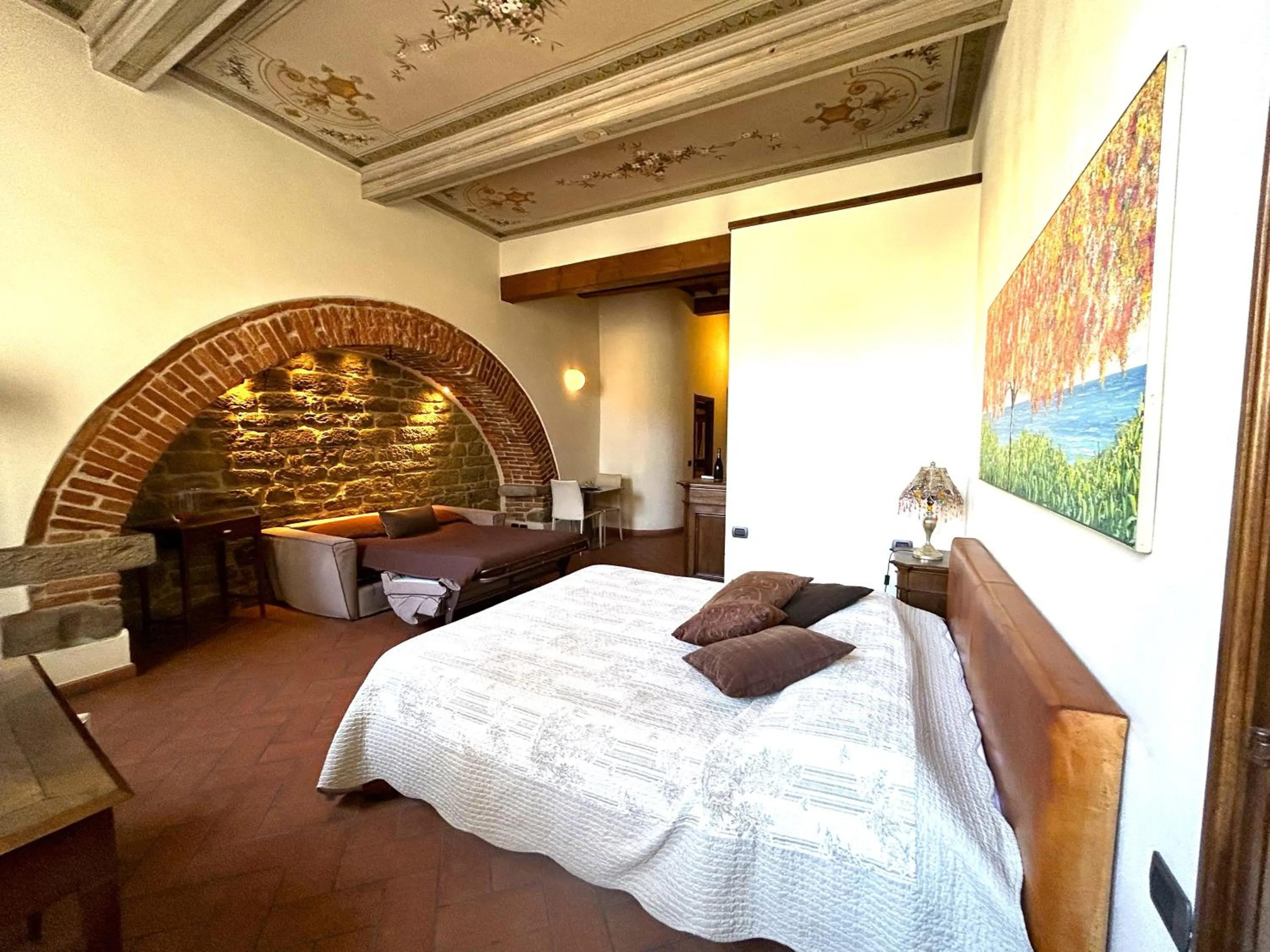 Bedroom, Bed in La Corte Del Re Suite & Rooms Arezzo
