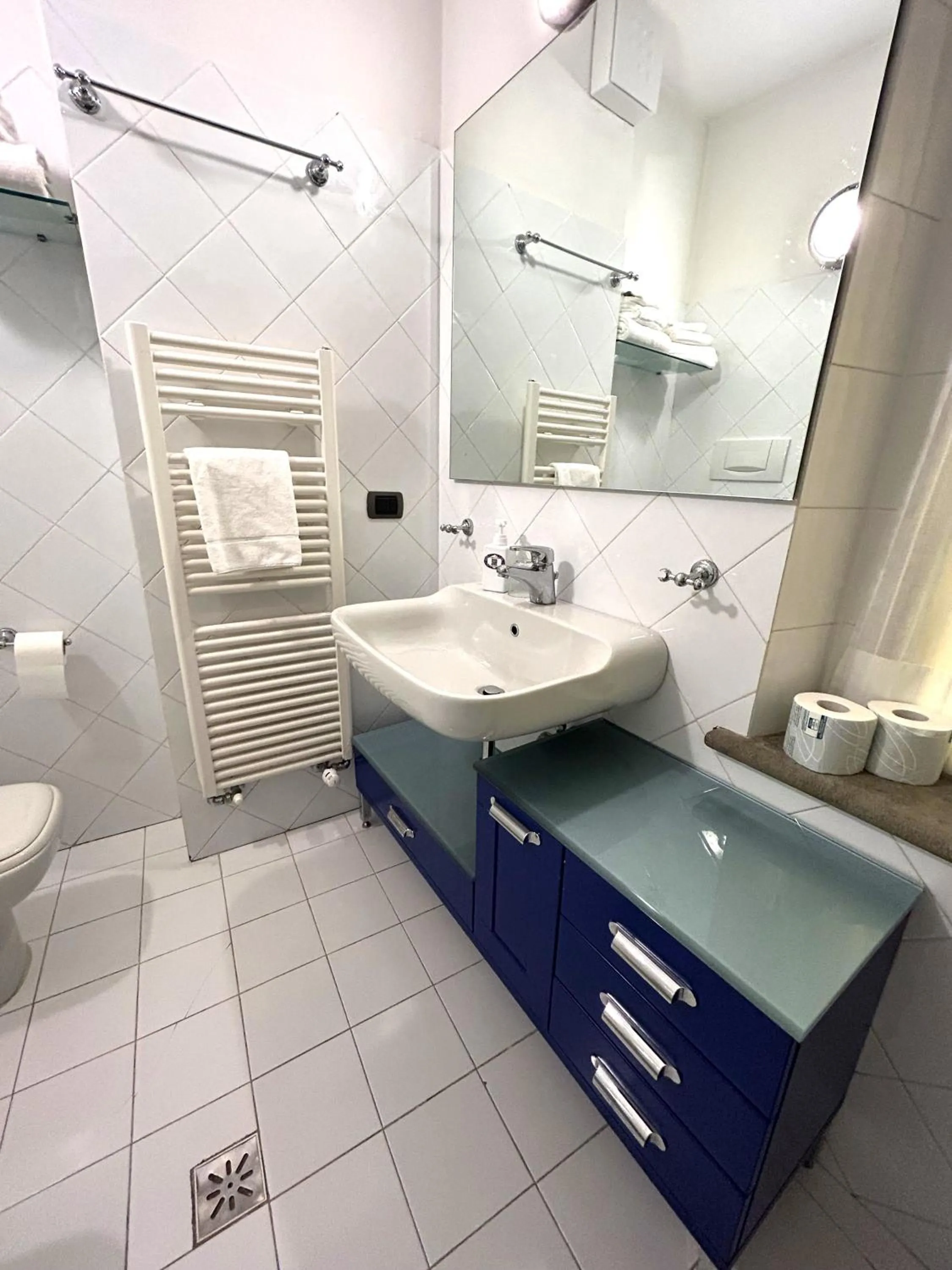 Bathroom in La Corte Del Re Suite & Rooms Arezzo