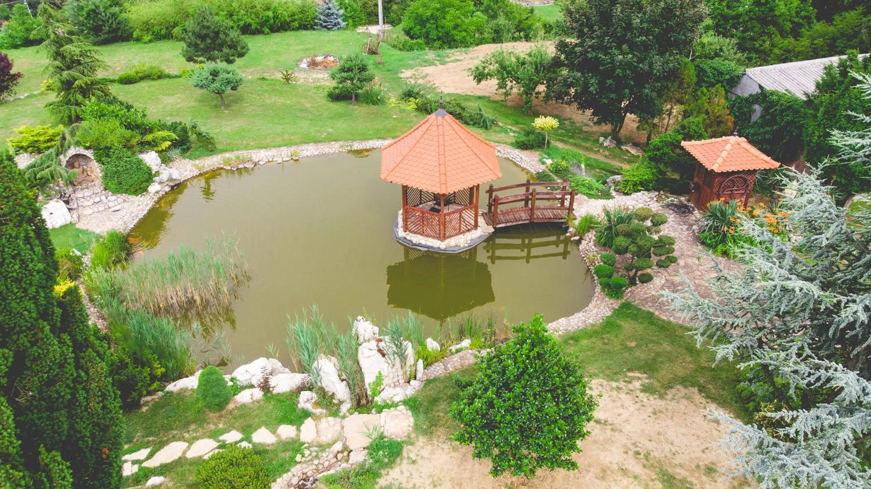 Apartment in Villa Garden