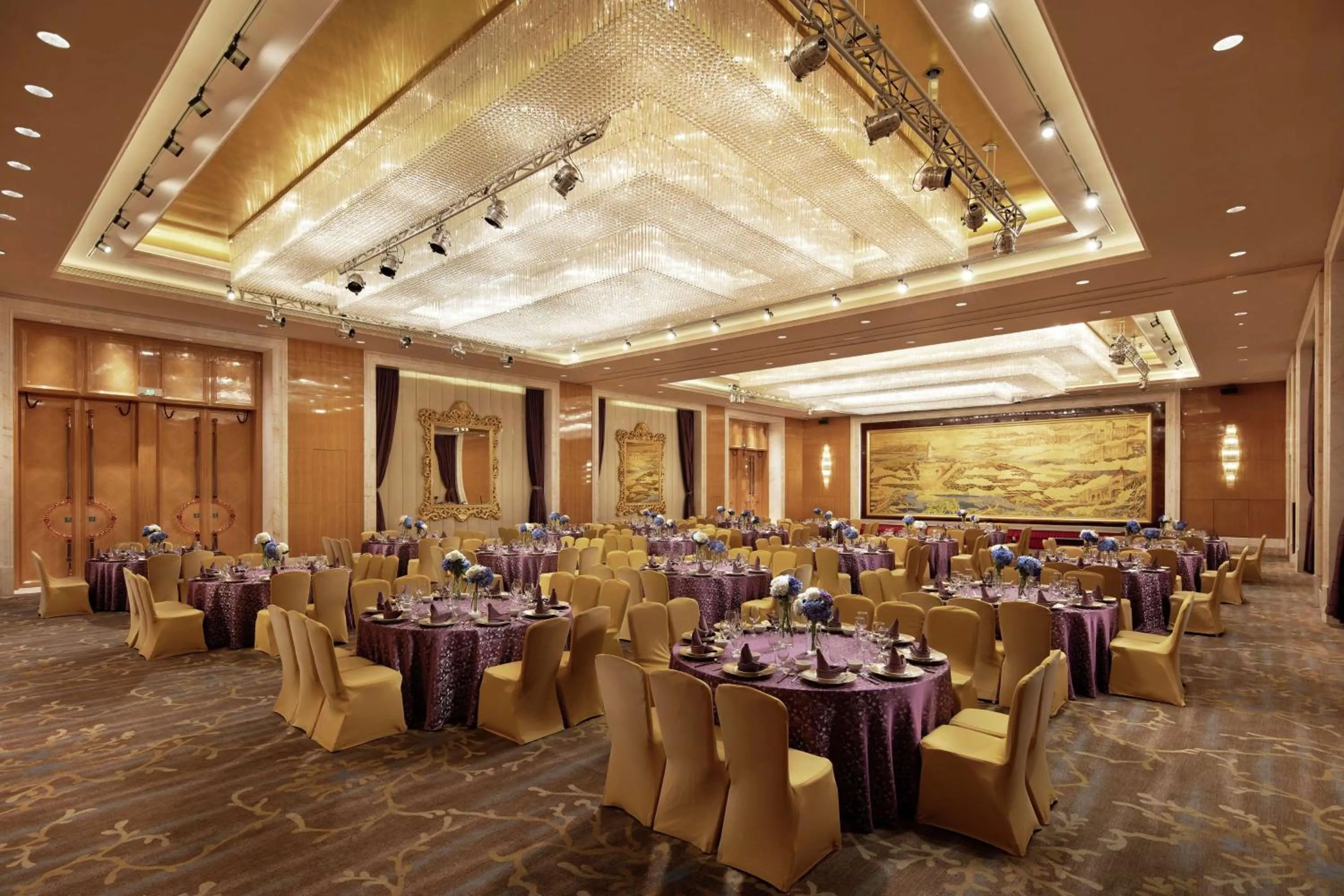 Meeting/conference room in Conrad Dalian