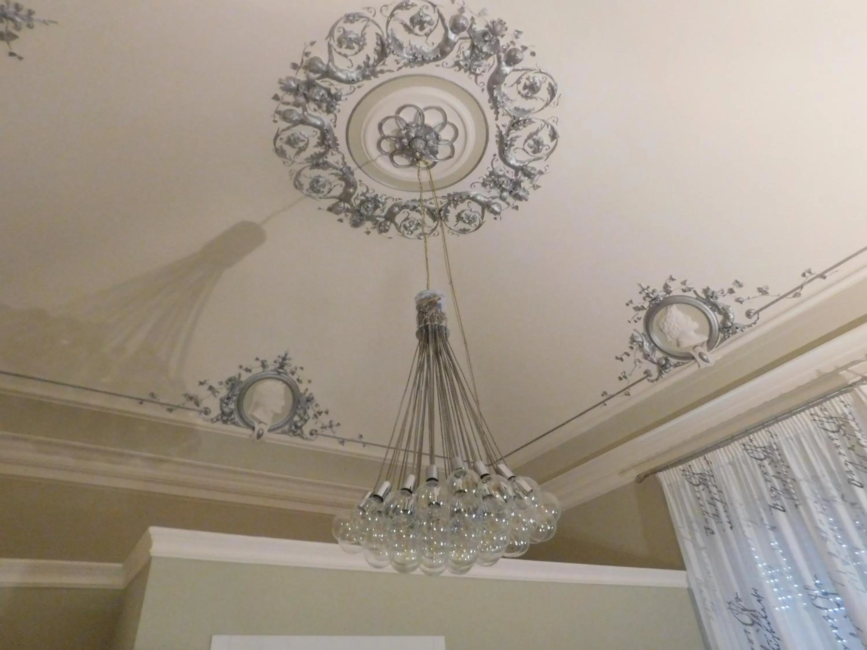 Decorative detail in Corte dei medici - Palace