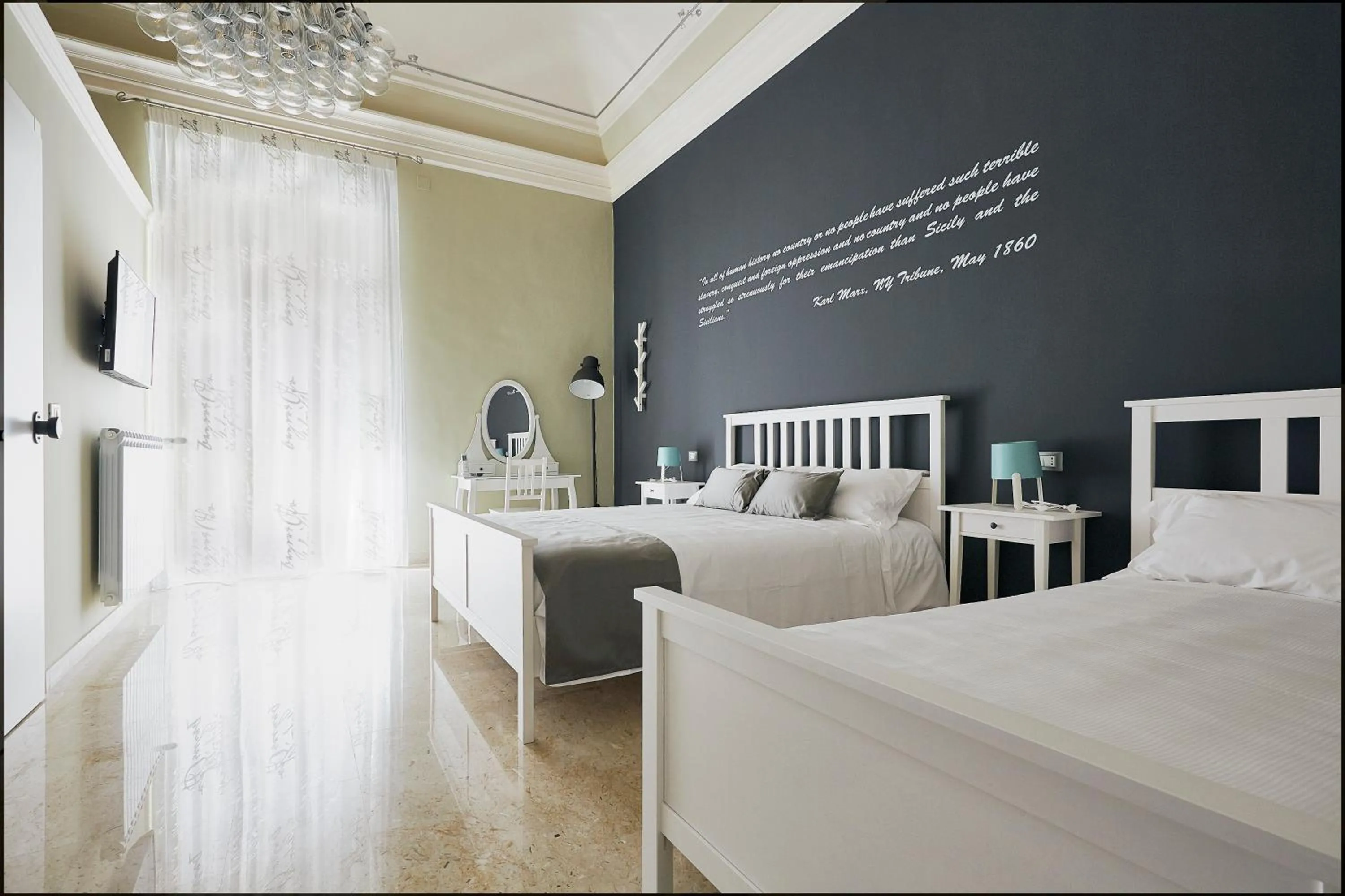 Photo of the whole room, Bed in Corte dei medici - Palace