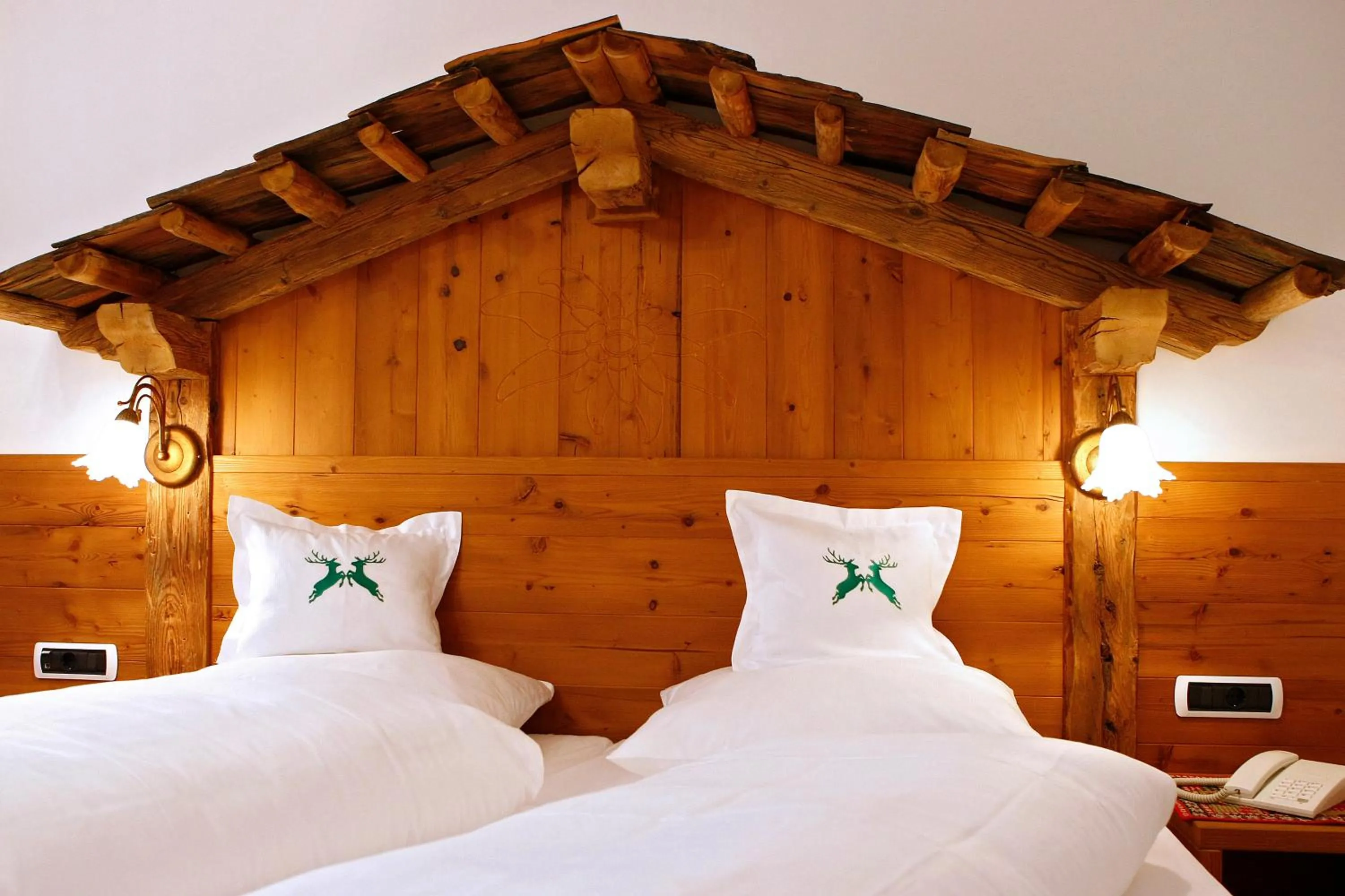 Bedroom, Bed in Hotel Edda