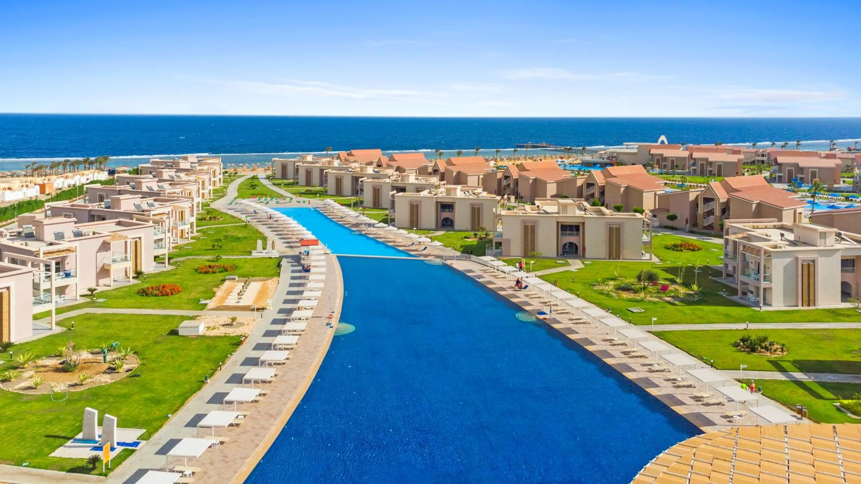 Bird's eye view, Swimming Pool in Pickalbatros Sea World Resort - Marsa Alam