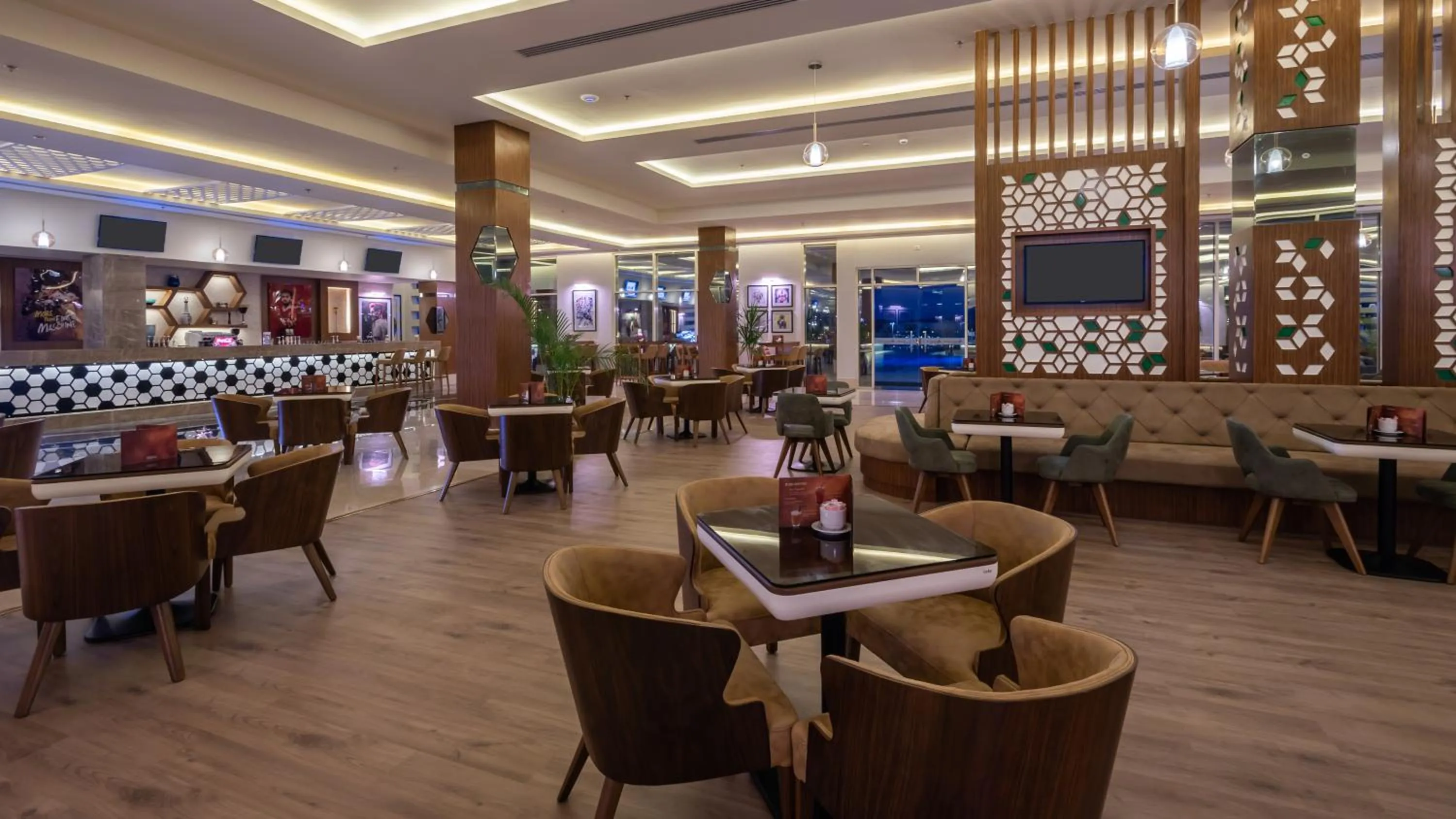 Lounge or bar, Restaurant/Places to Eat in Pickalbatros Sea World Resort - Marsa Alam