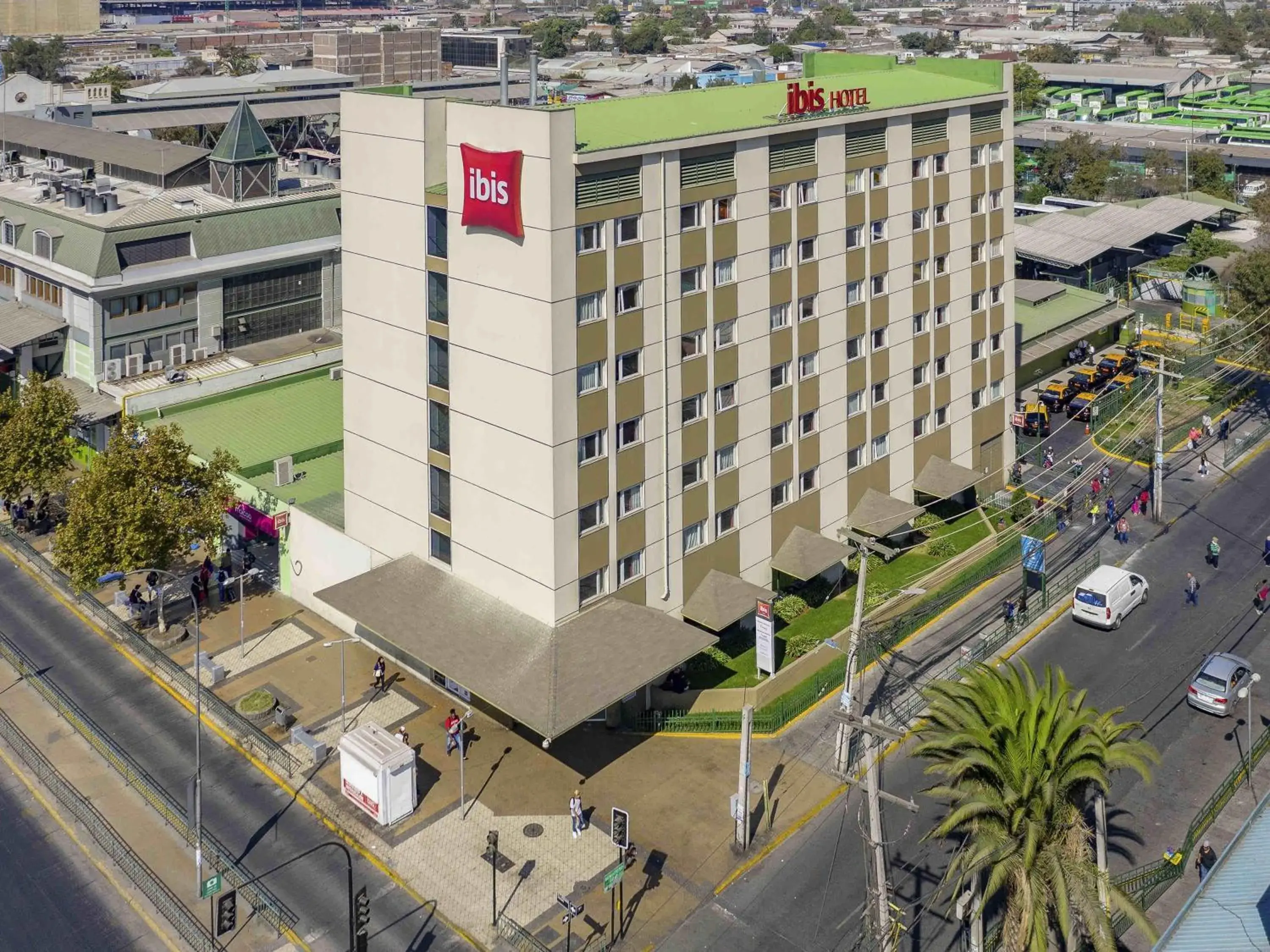 Property building in ibis Santiago Estacion Central Property building in ibis Santiago Estacion Central