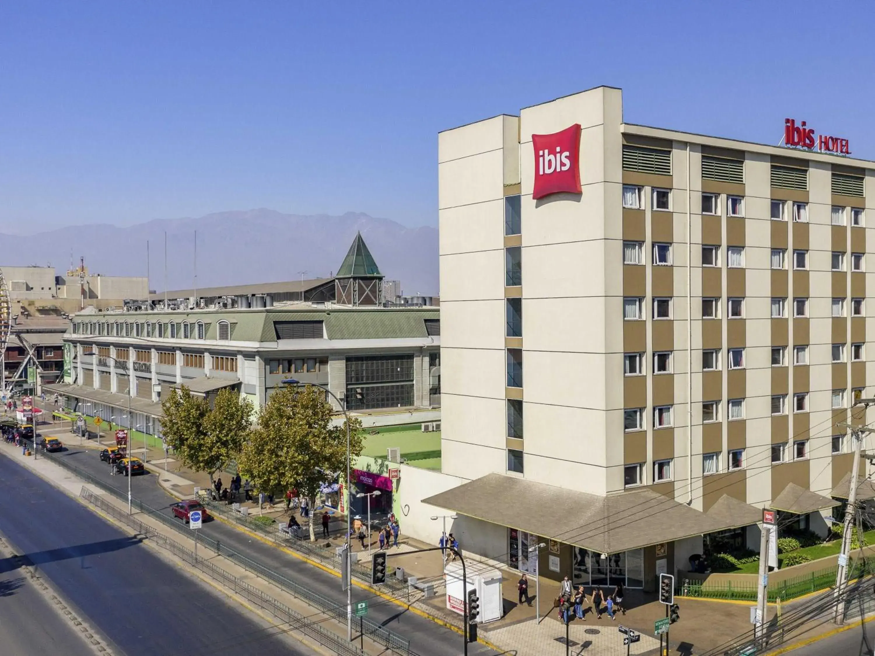 Property building in ibis Santiago Estacion Central Property building in ibis Santiago Estacion Central