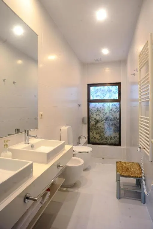 Toilet in Hotel Boutique Pinar by Bossh! Hotels