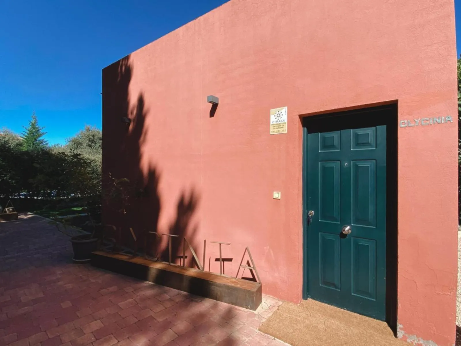 Property building in Hotel Boutique Pinar by Bossh! Hotels