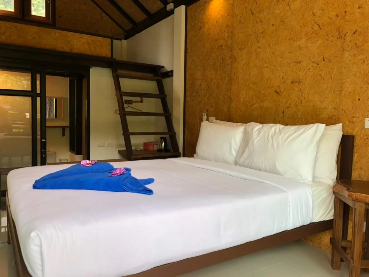 Bed in Anattaya Holiday Home