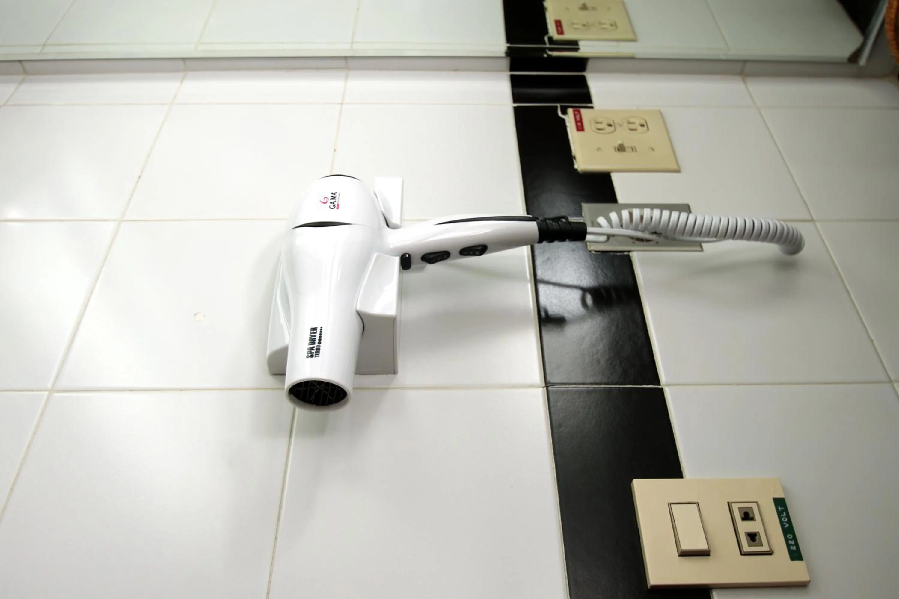 Bathroom in Hotel Diplomat