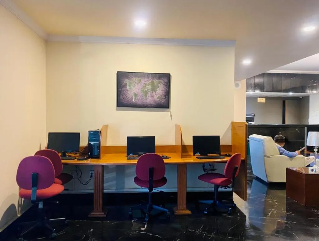 locker in Hotel Diplomat