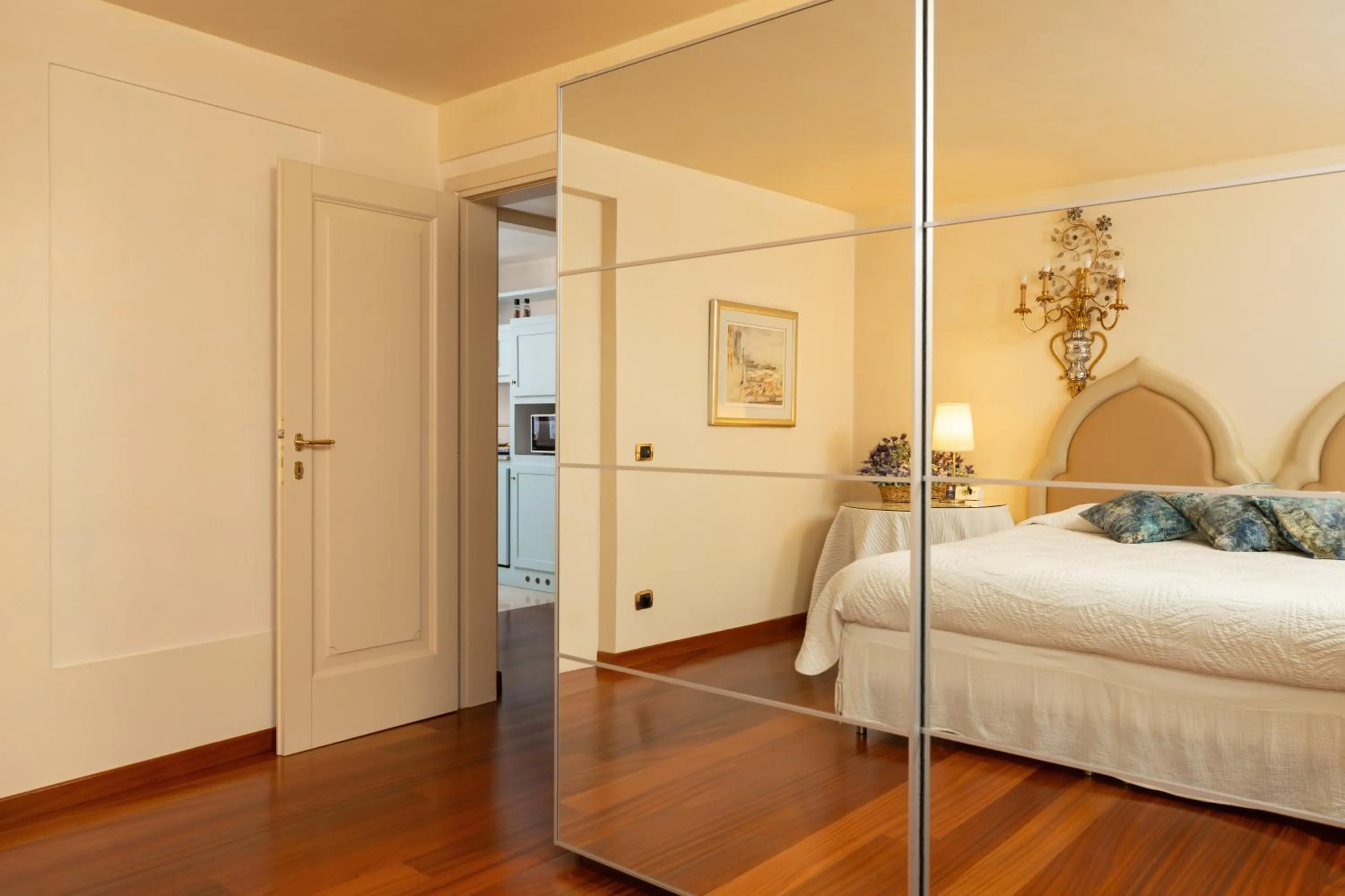 San Marco Elegant Apartments a Step from St Marks Square - Venice Heaven Apartments Collection