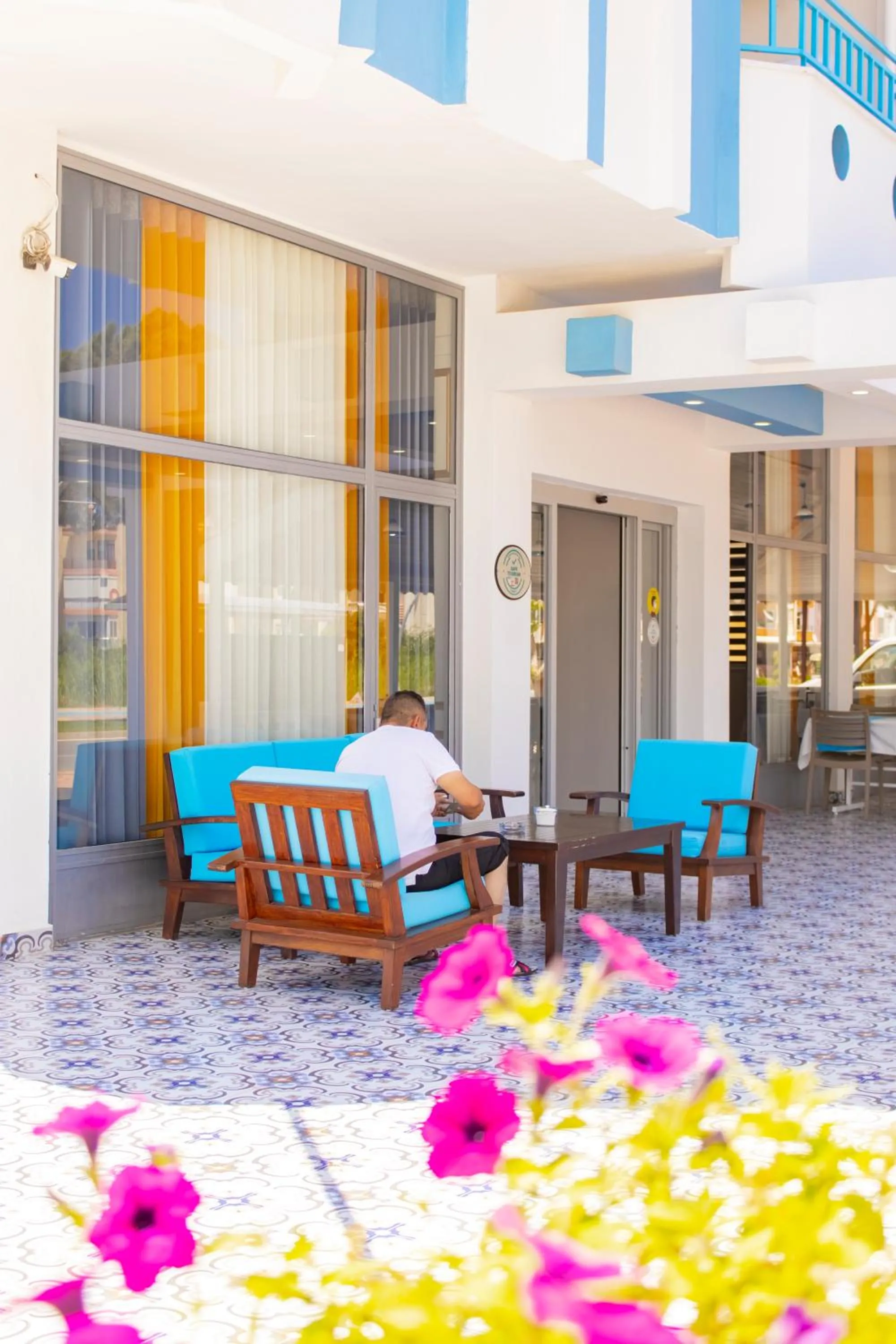 Seating area in Evon Otel