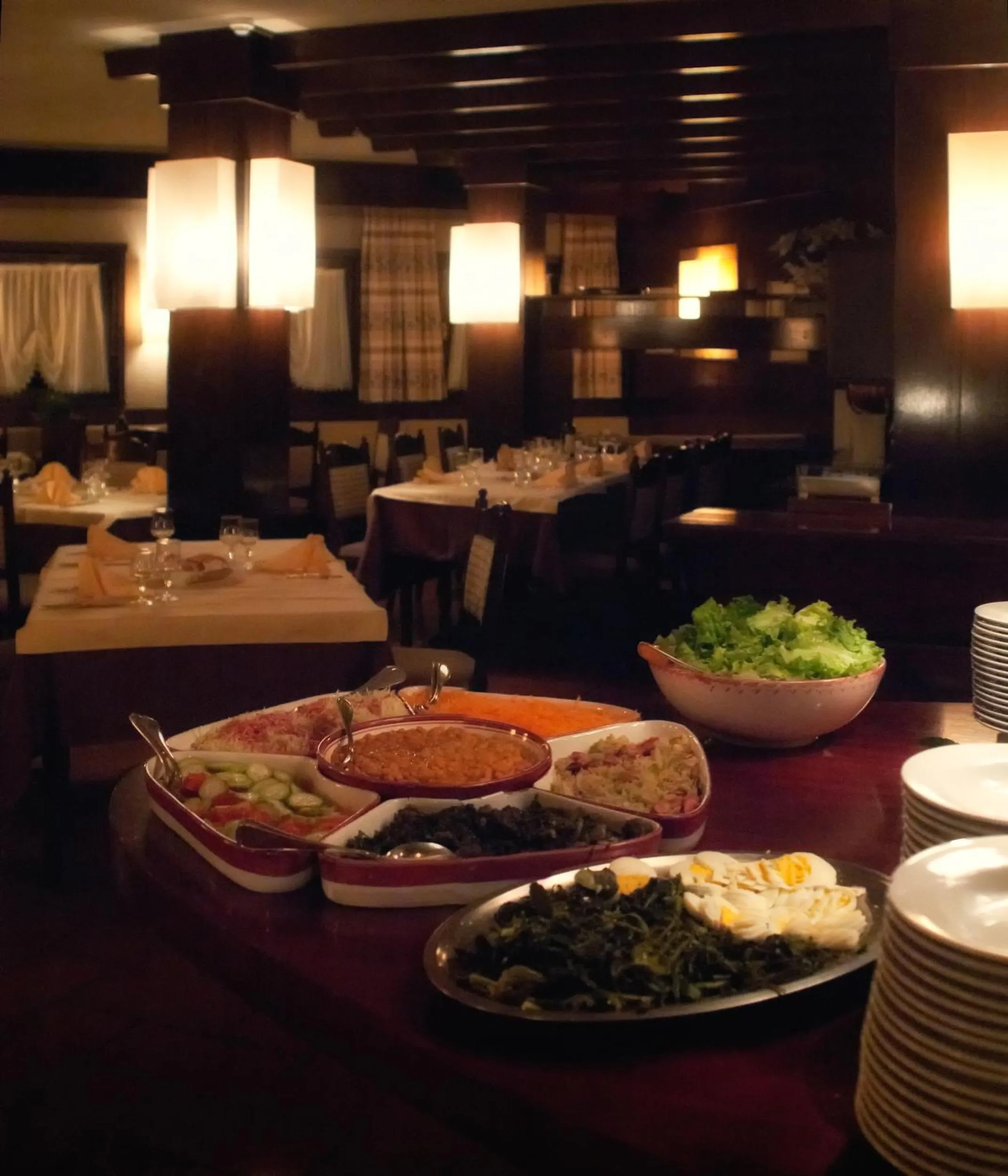 Restaurant/places to eat in Hotel Paladin