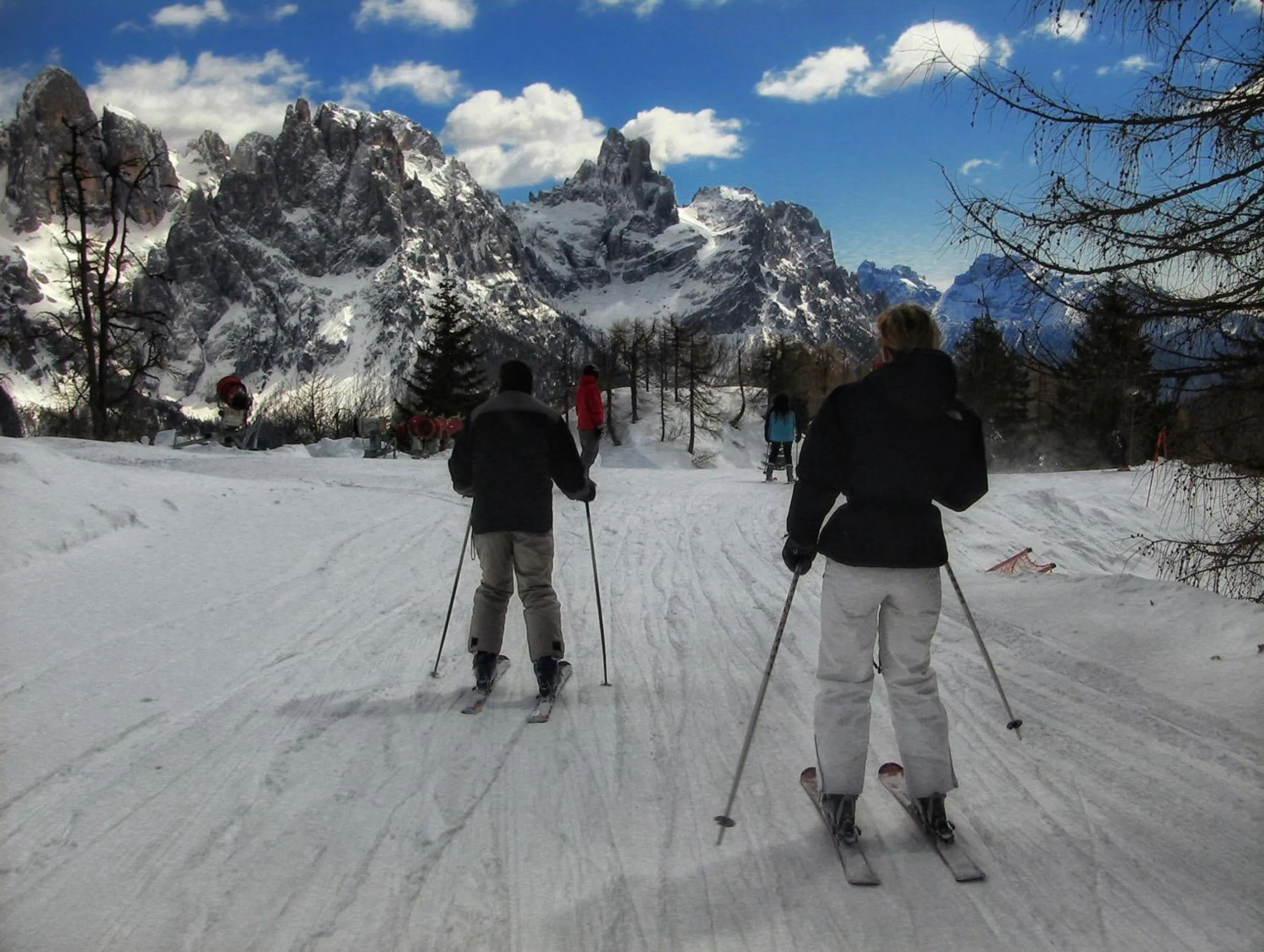 Day in Hotel Paladin