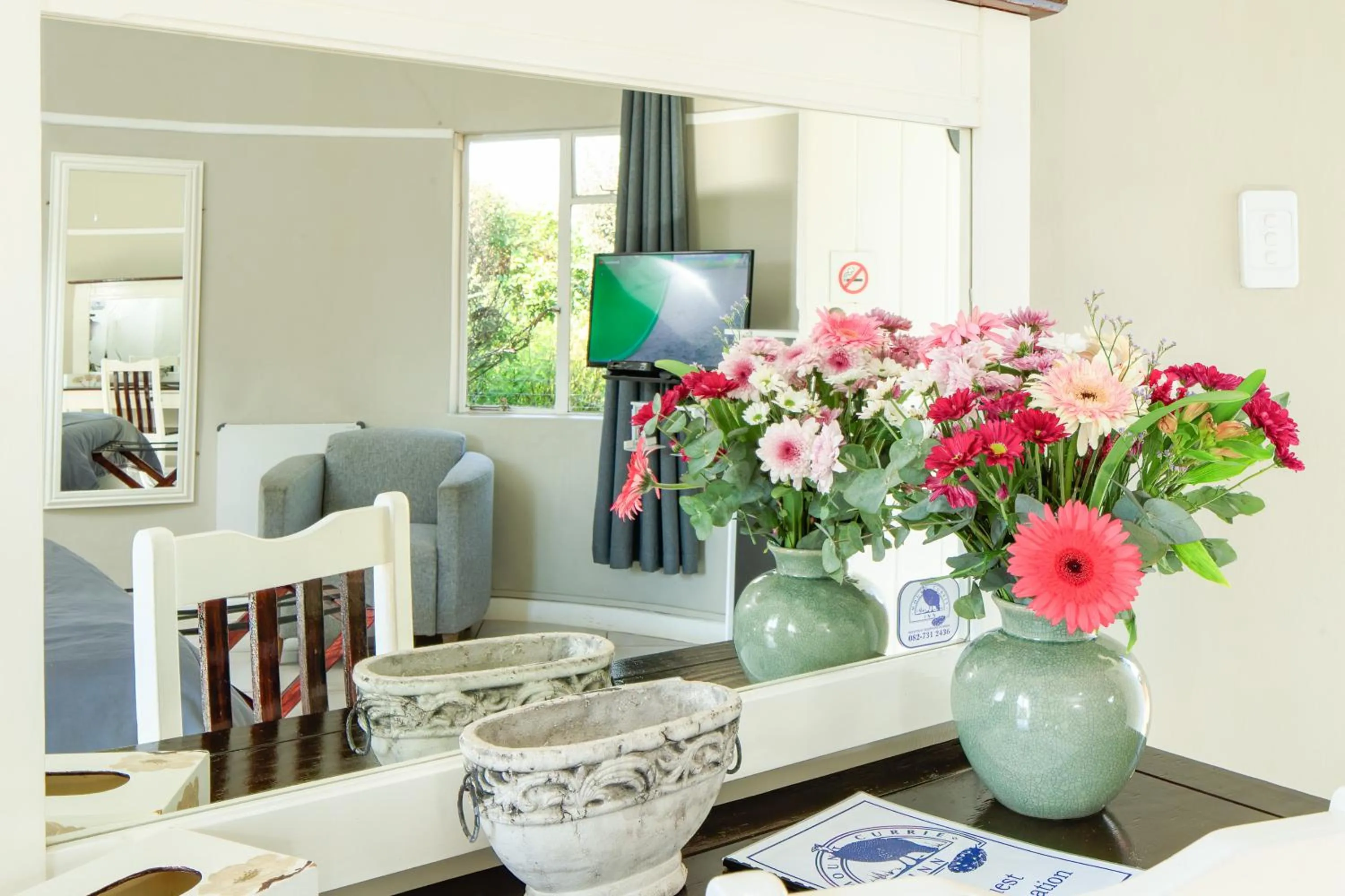 Bedroom in Mount Currie Inn