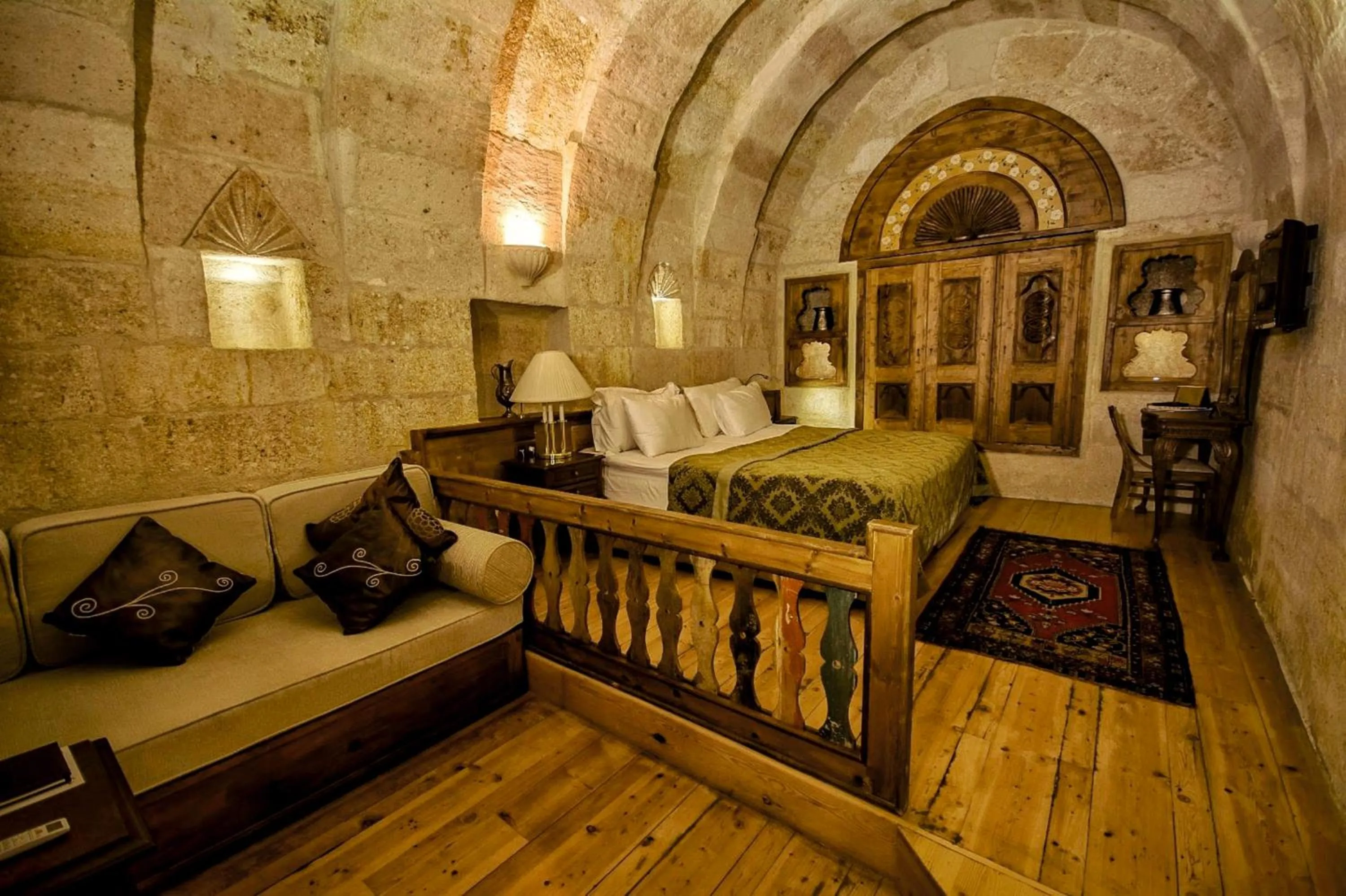 Photo of the whole room, Bed in Fresco Cave Suites Cappadocia