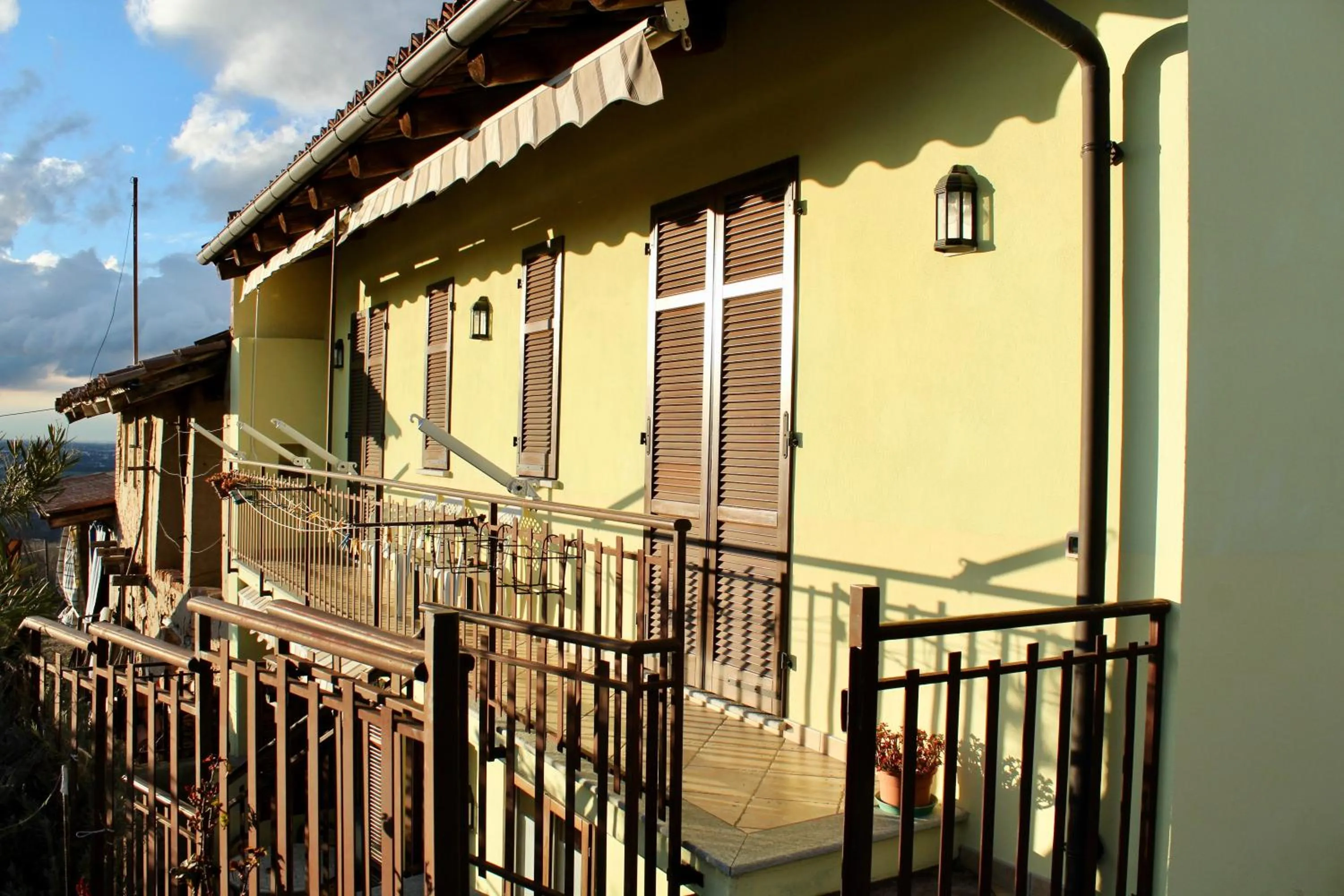 Property building in Tra... Monti E Vigne