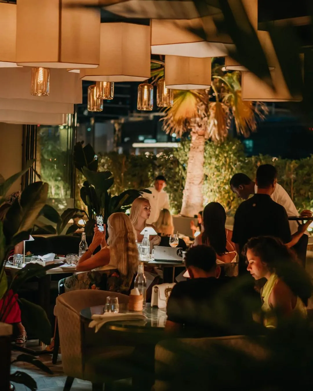 Restaurant/places to eat in Grand Millennium Business Bay