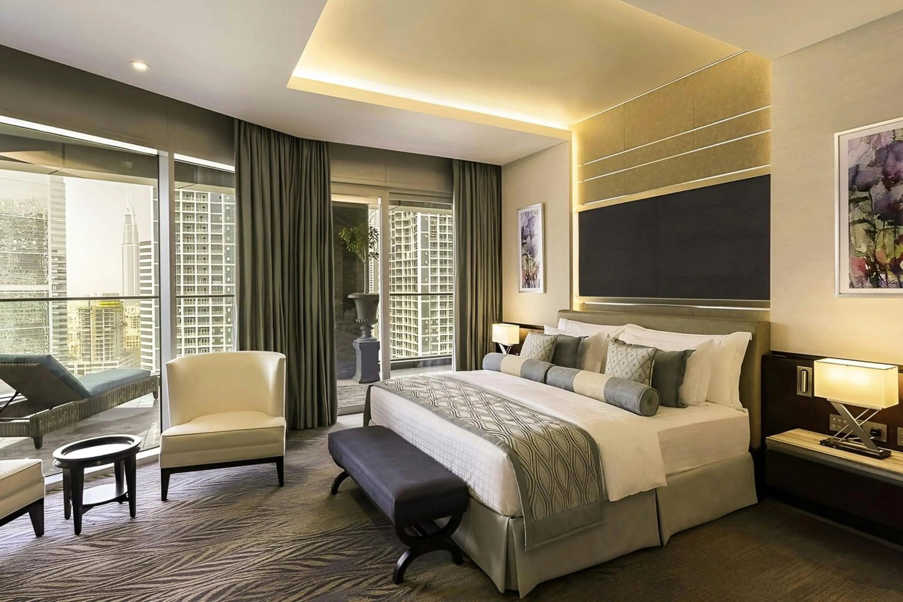 Photo of the whole room, Bed in Renaissance Business Bay Hotel, Dubai
