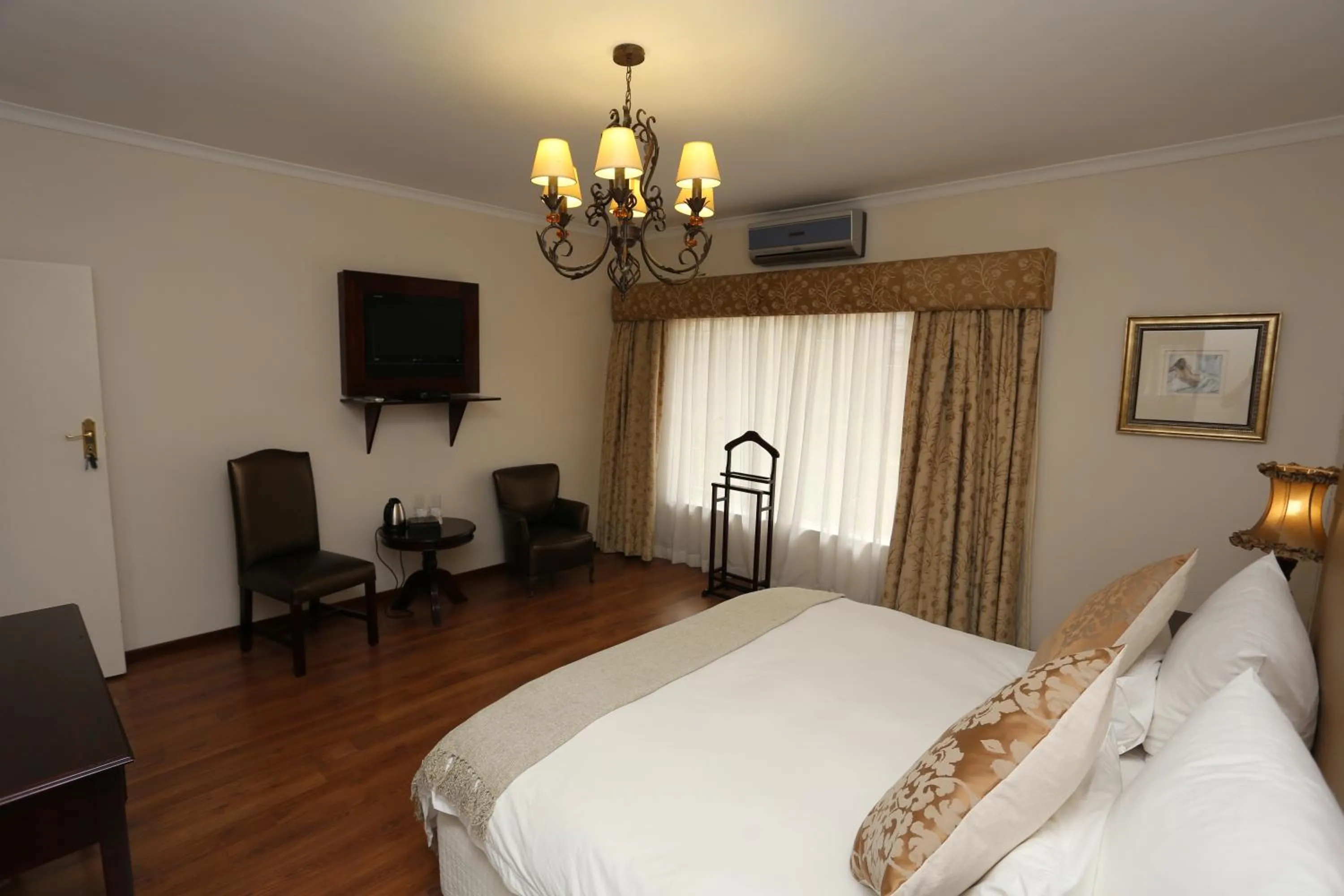 Bed in Villa Moringa Guesthouse