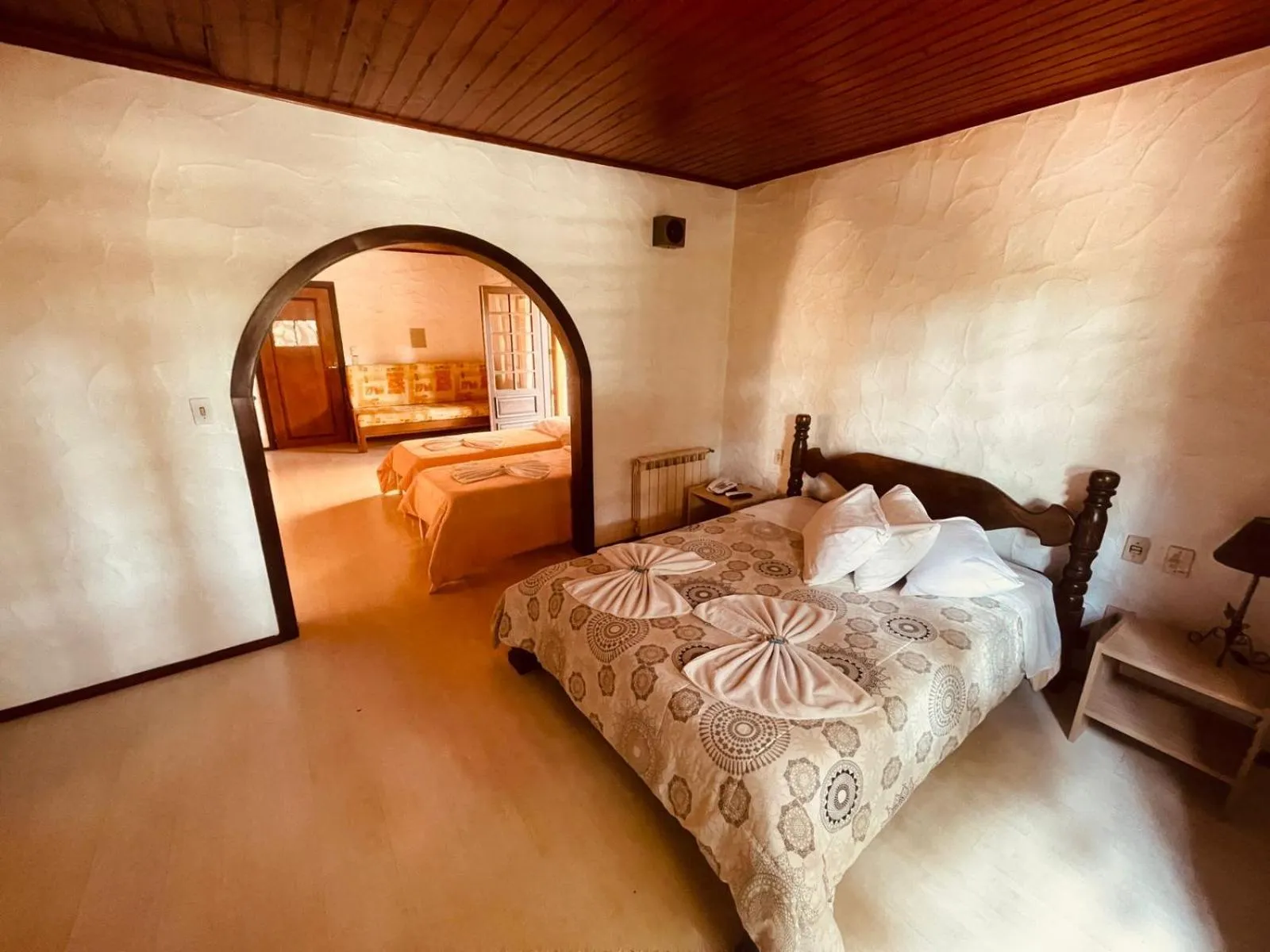 Photo of the whole room, Bed in Zermatt Hotel