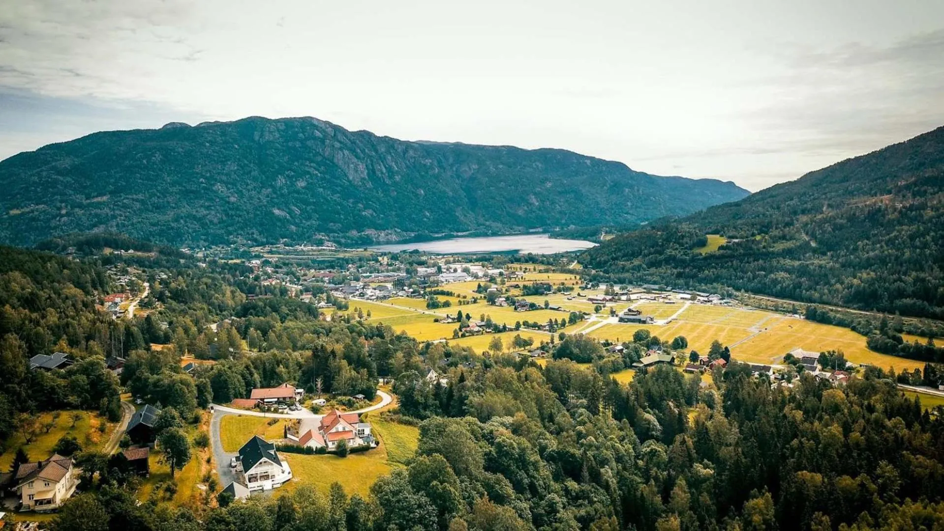 Natural landscape in Hovstø