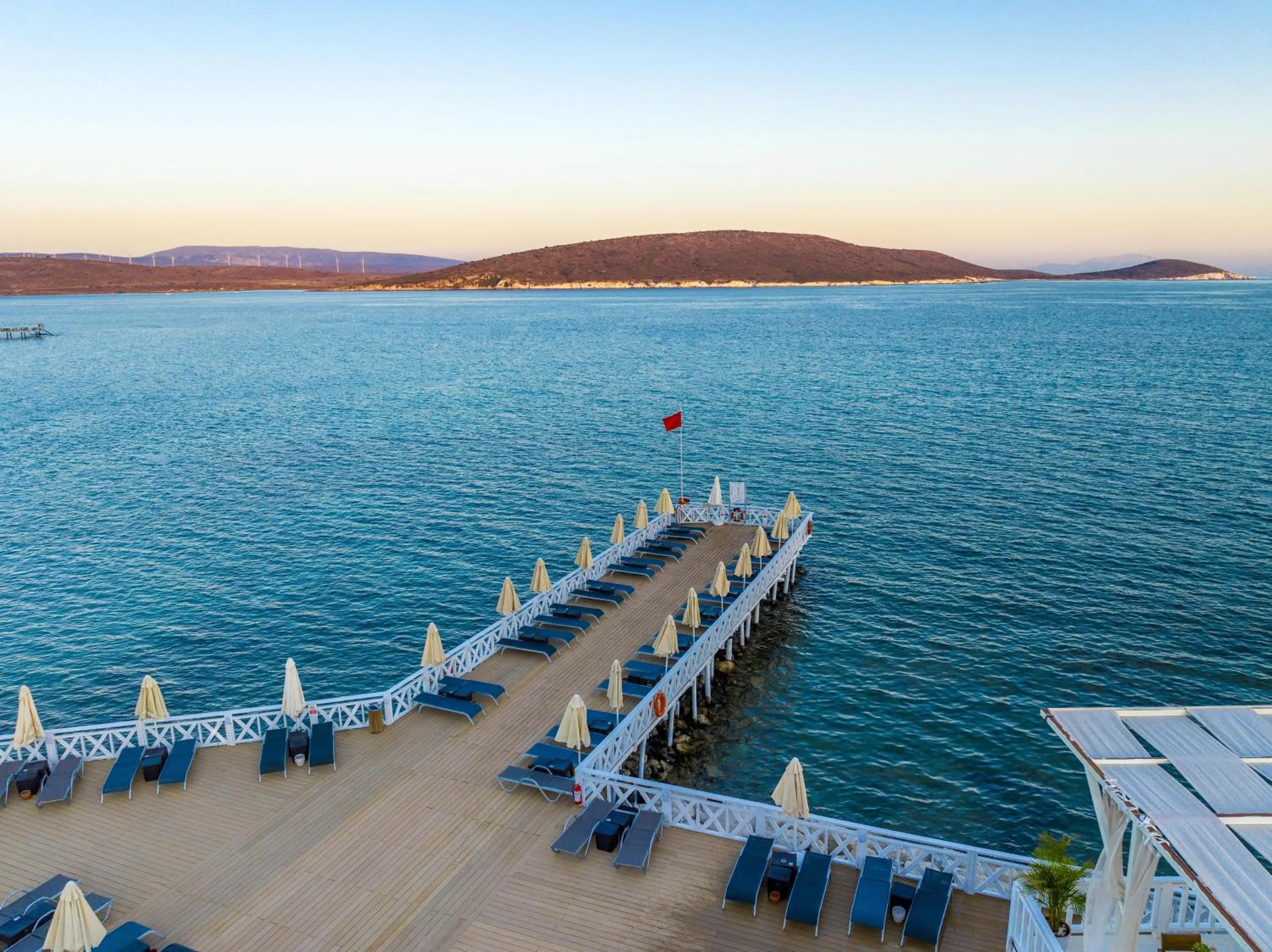 Beach in Design Plus Seya Beach Hotel